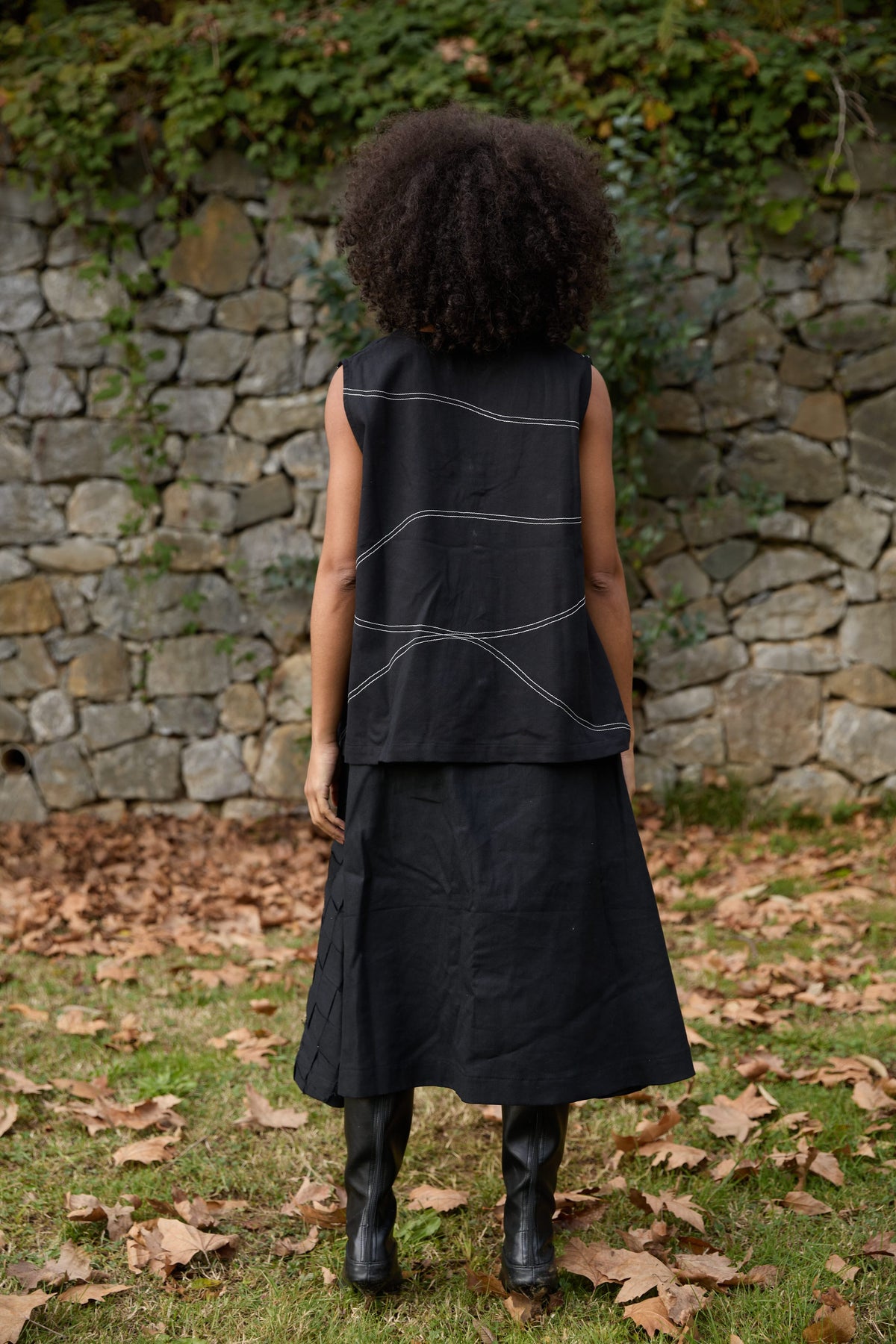 Black Surreal Set