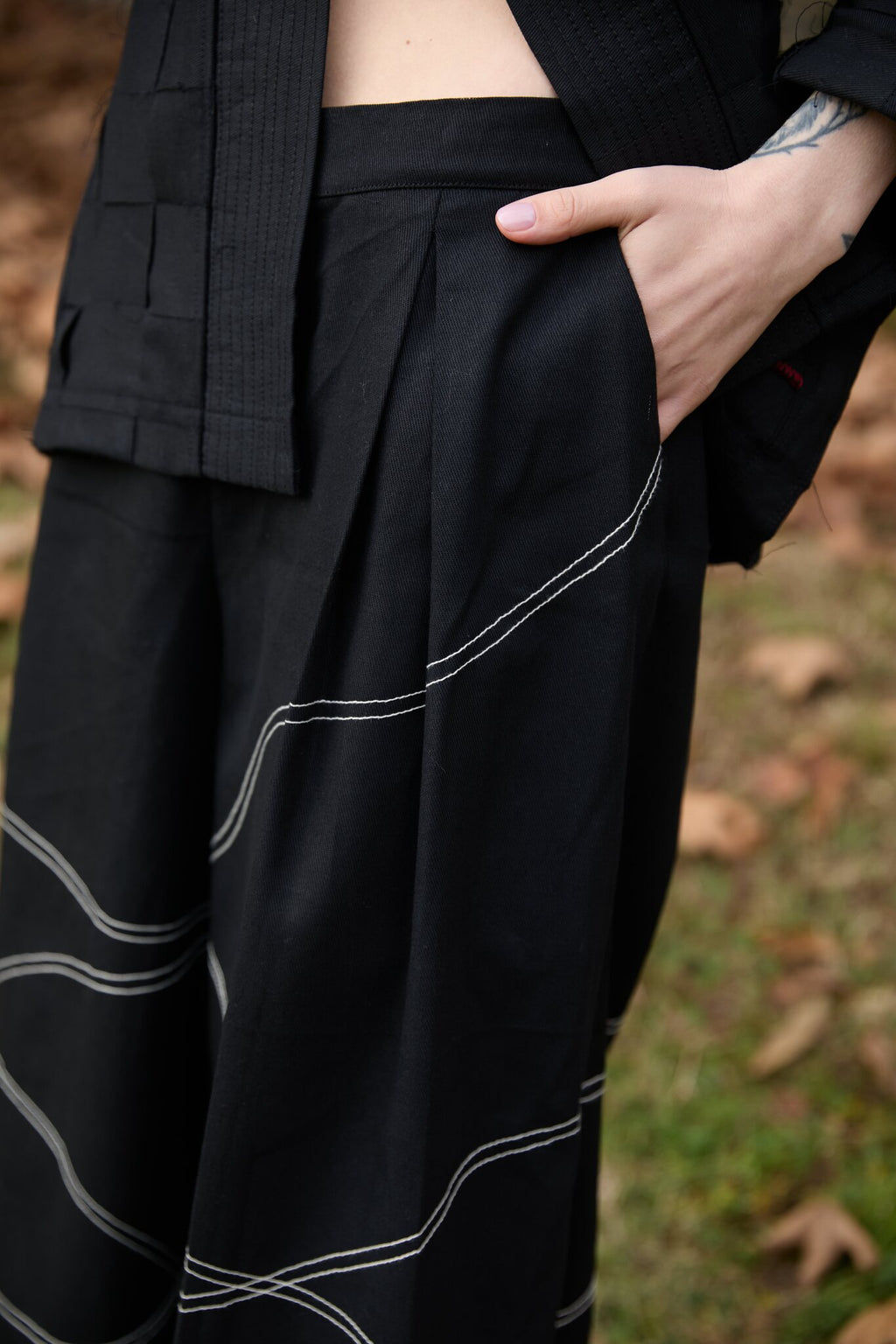 Black Drama Set