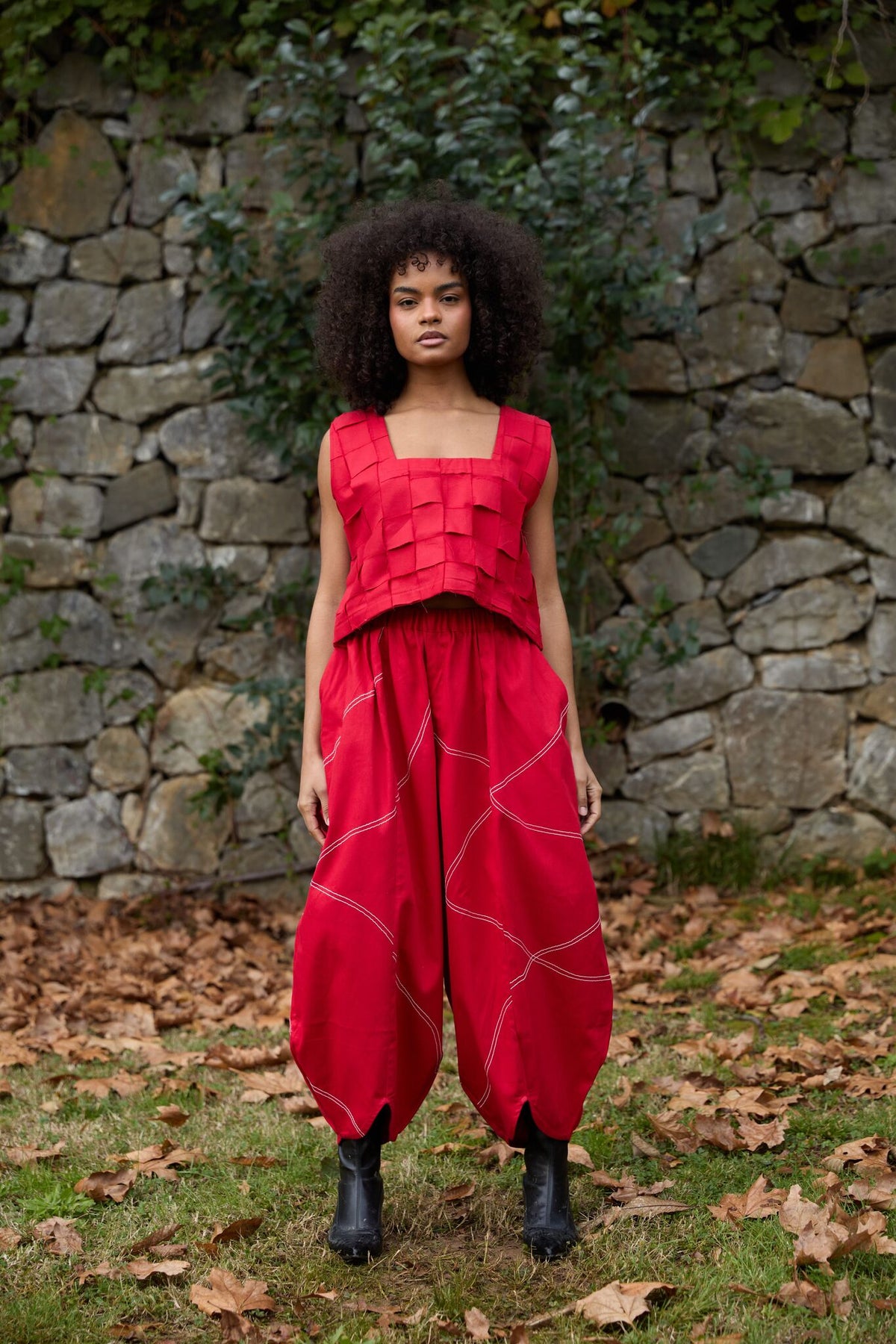 Red Still Set