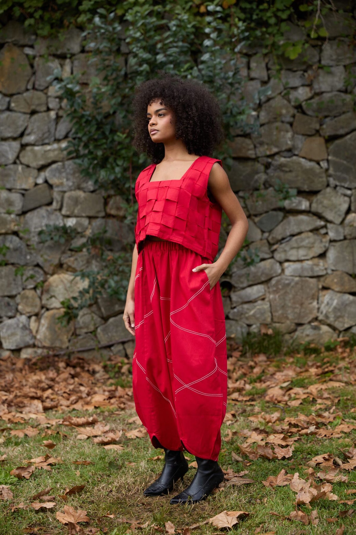 Red Still Set
