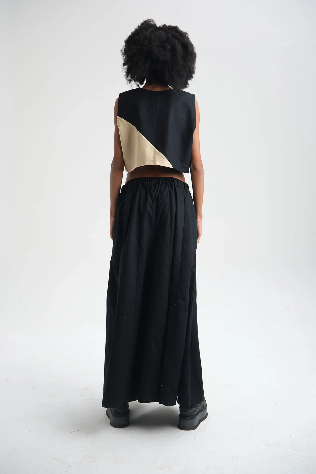 Black Bluebell Top in organic Drill Cotton by White Canvas - Image 4