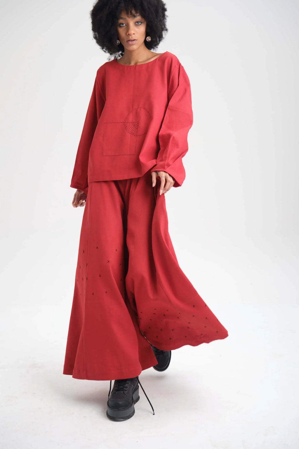 Red Calla Set in organic Drill Cotton by White Canvas - Image 2