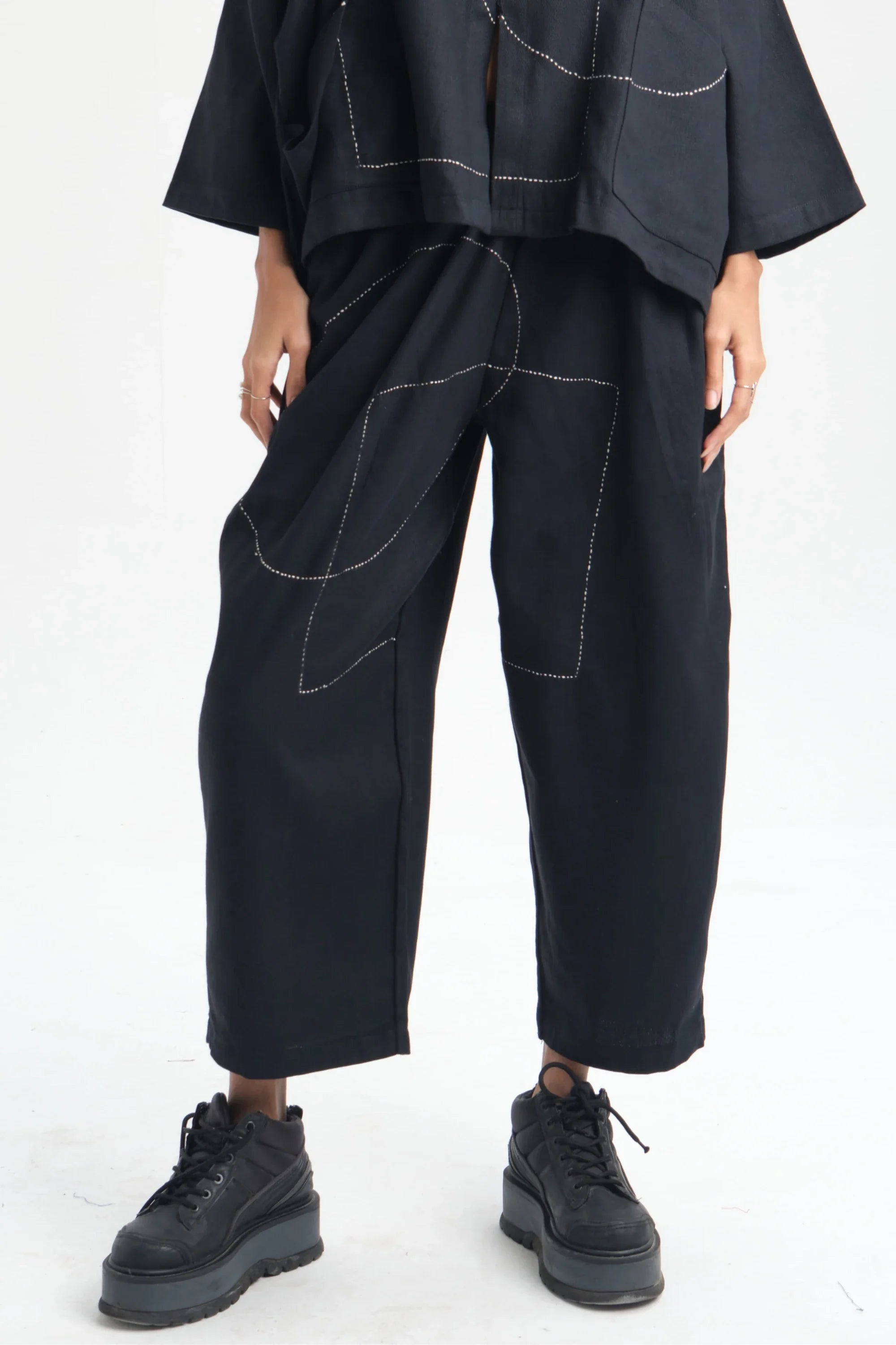 Black Dahlia Pants in organic Drill Cotton by White Canvas - Image 2