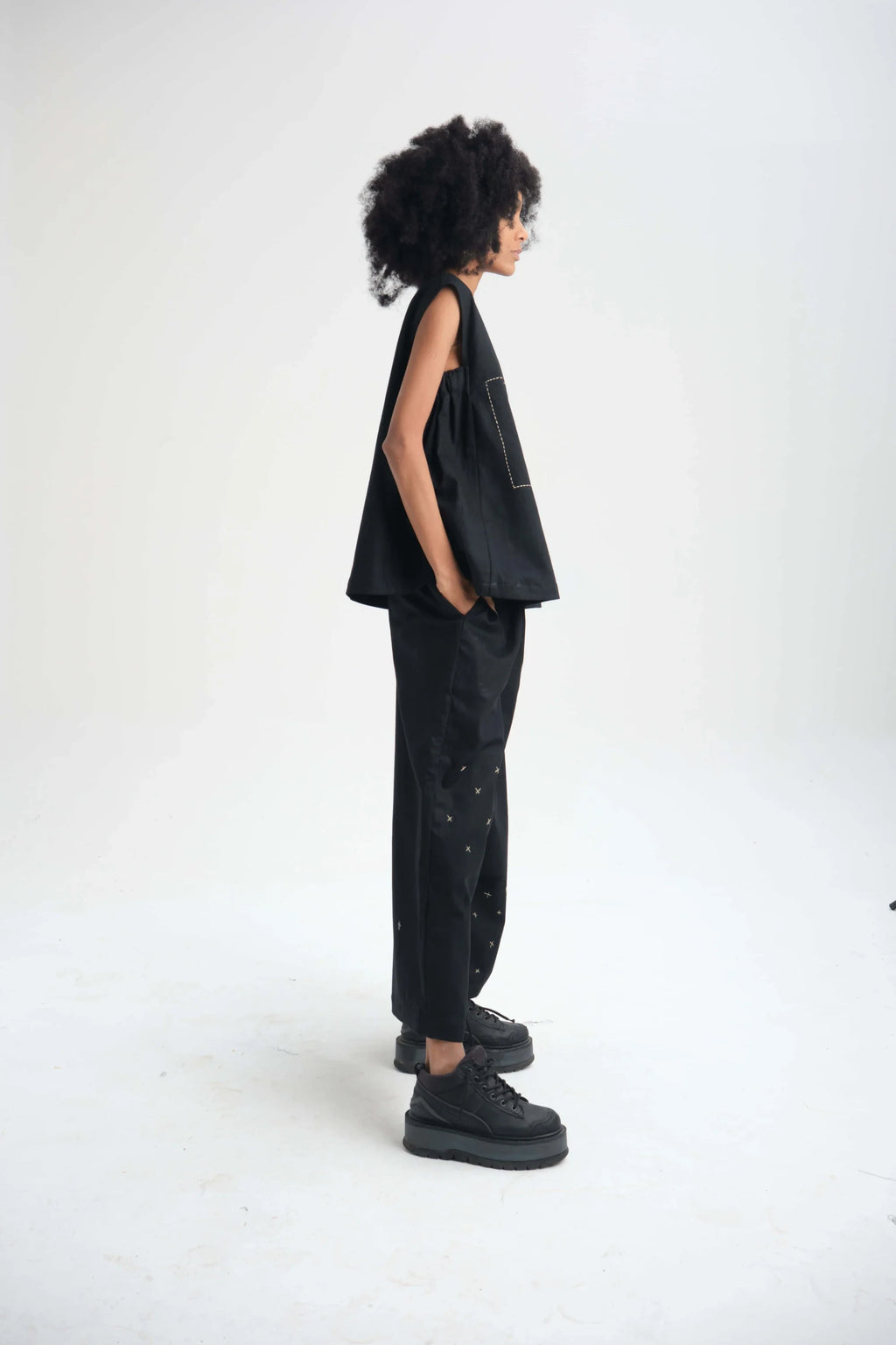 Black Freesia Pants in organic Drill Cotton by White Canvas - Image 3