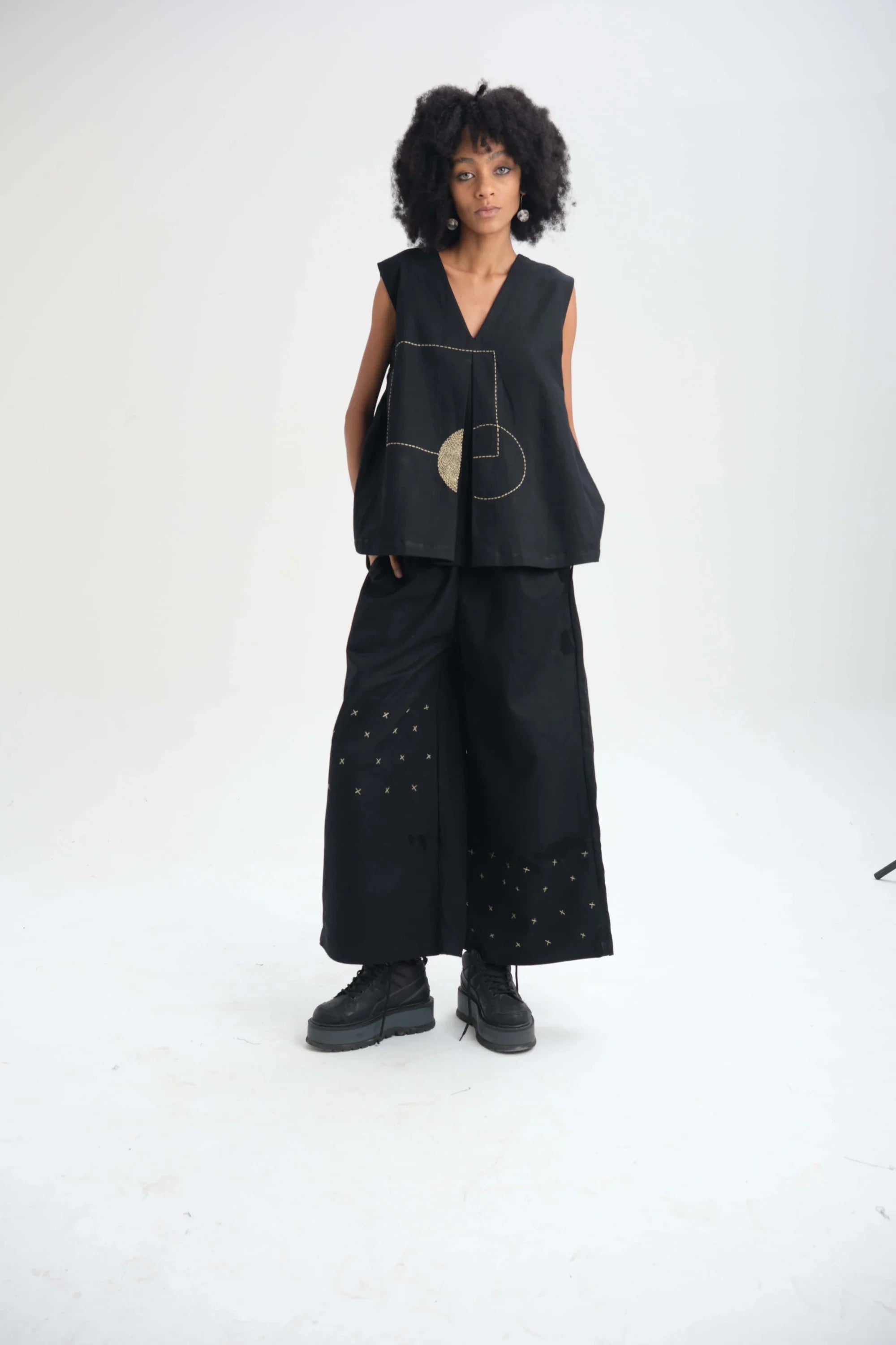 Black Freesia Set in organic Drill Cotton by White Canvas - Image 1