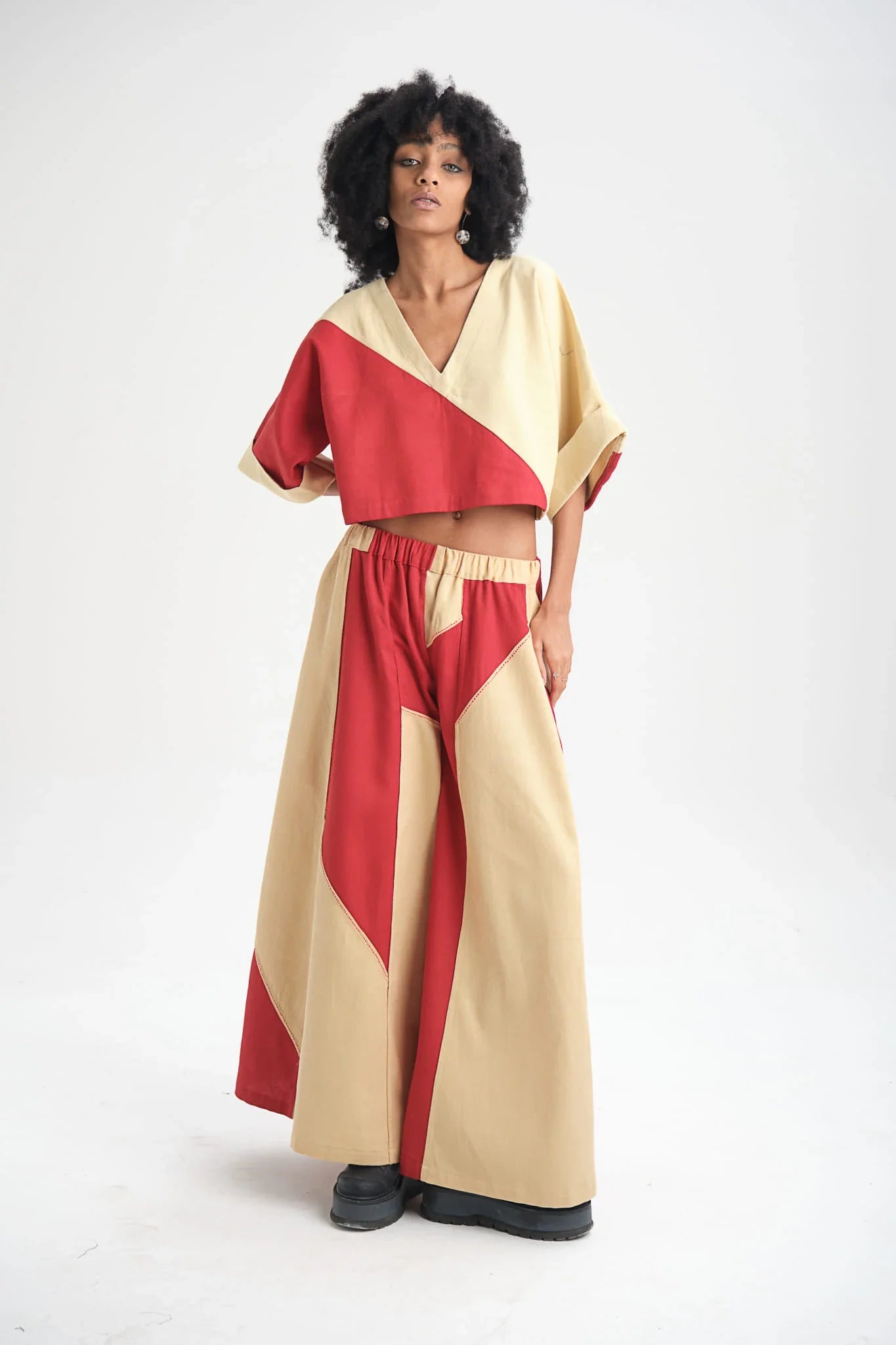 Red Tulip Set in organic Drill Cotton by White Canvas - Image 6