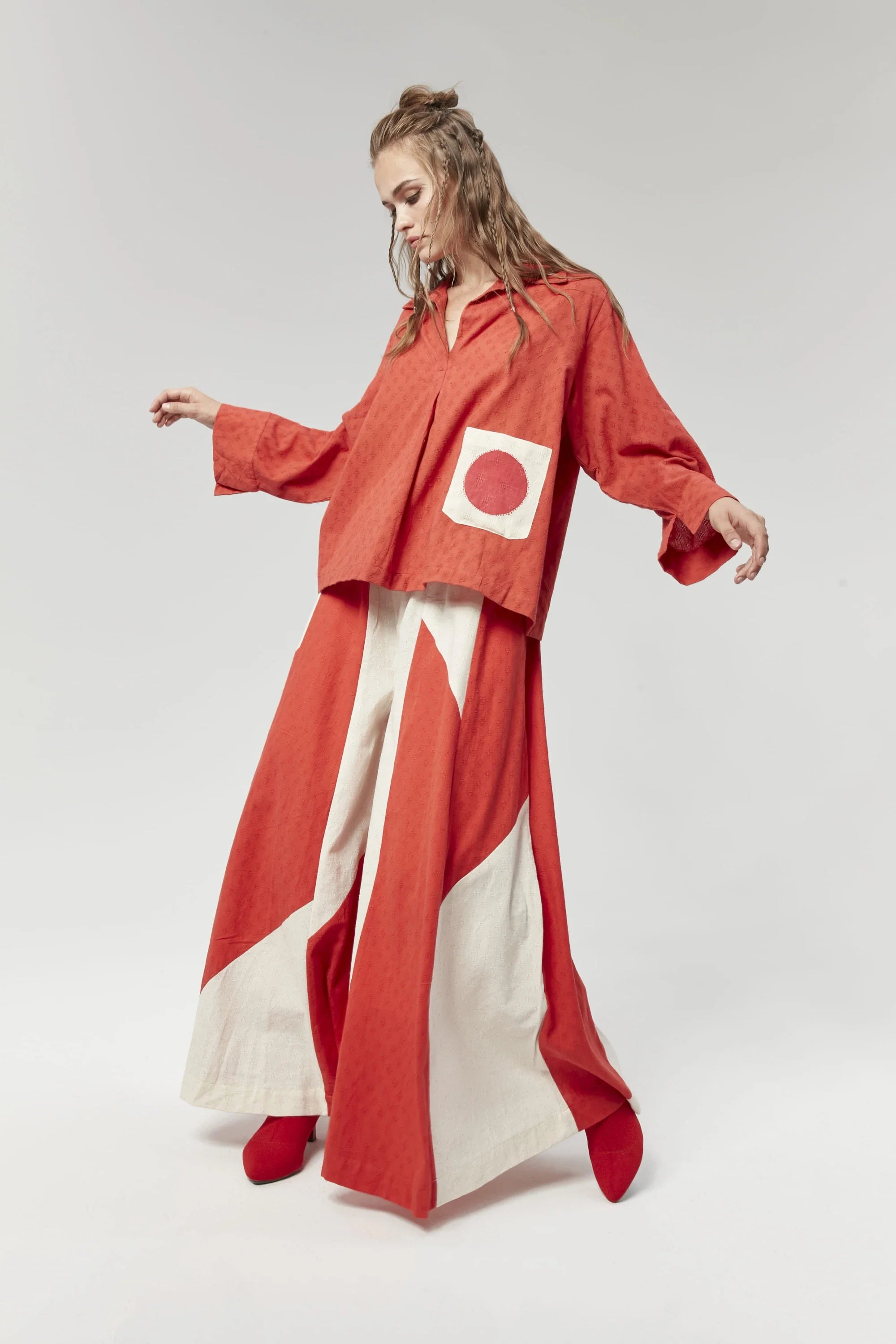 Red Newyork Pants in handwoven Dobby Cotton by White Canvas - Image 2