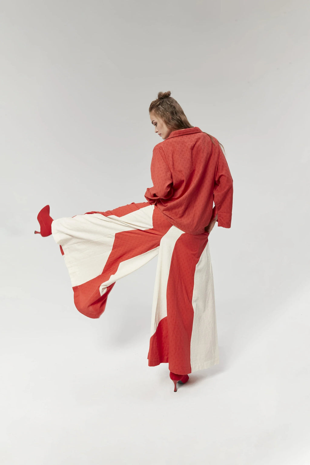 Red Newyork Pants in handwoven Dobby Cotton by White Canvas - Image 4