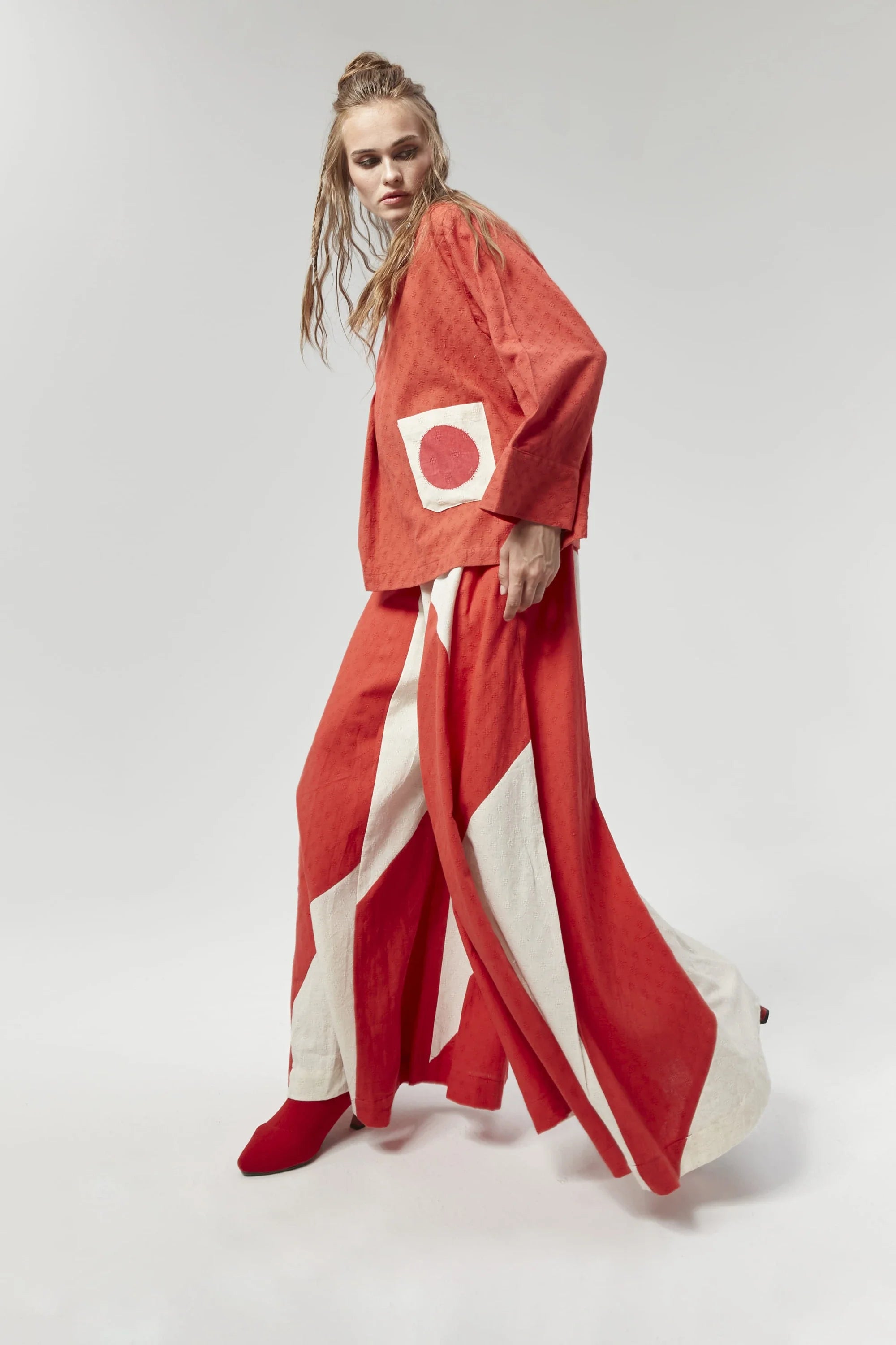 Red Newyork Set in handwoven Dobby Cotton by White Canvas - Image 2