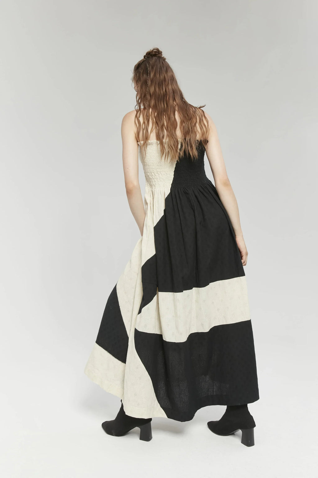 Black Shinzo Dress in handwoven Dobby Cotton by White Canvas - Image 3