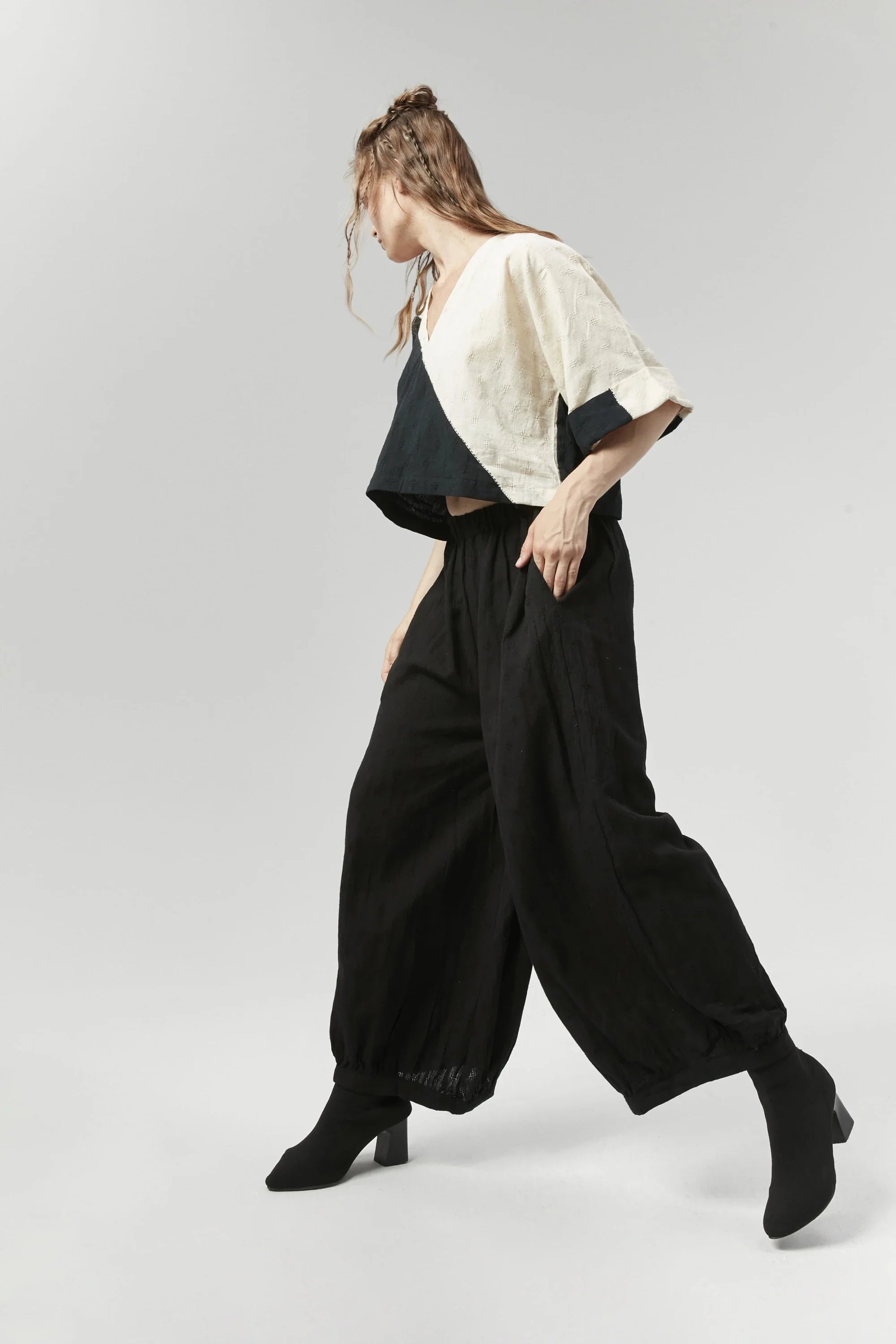 Black Seoul Set in handwoven Dobby Cotton by White Canvas - Image 2