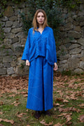 White Canvas Cloud Dahlia Set in blue handwoven dobby cotton with Kantha stitching, front view on model