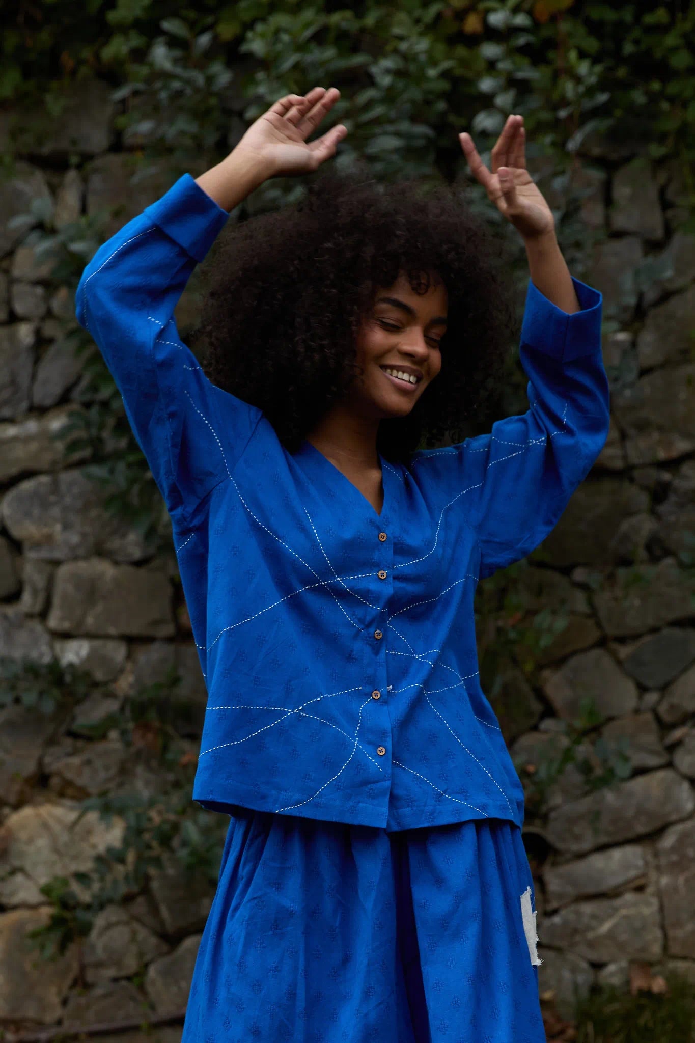 White Canvas Cloud Glimpse Top in blue handwoven dobby cotton with Kantha stitching, alternate styled view