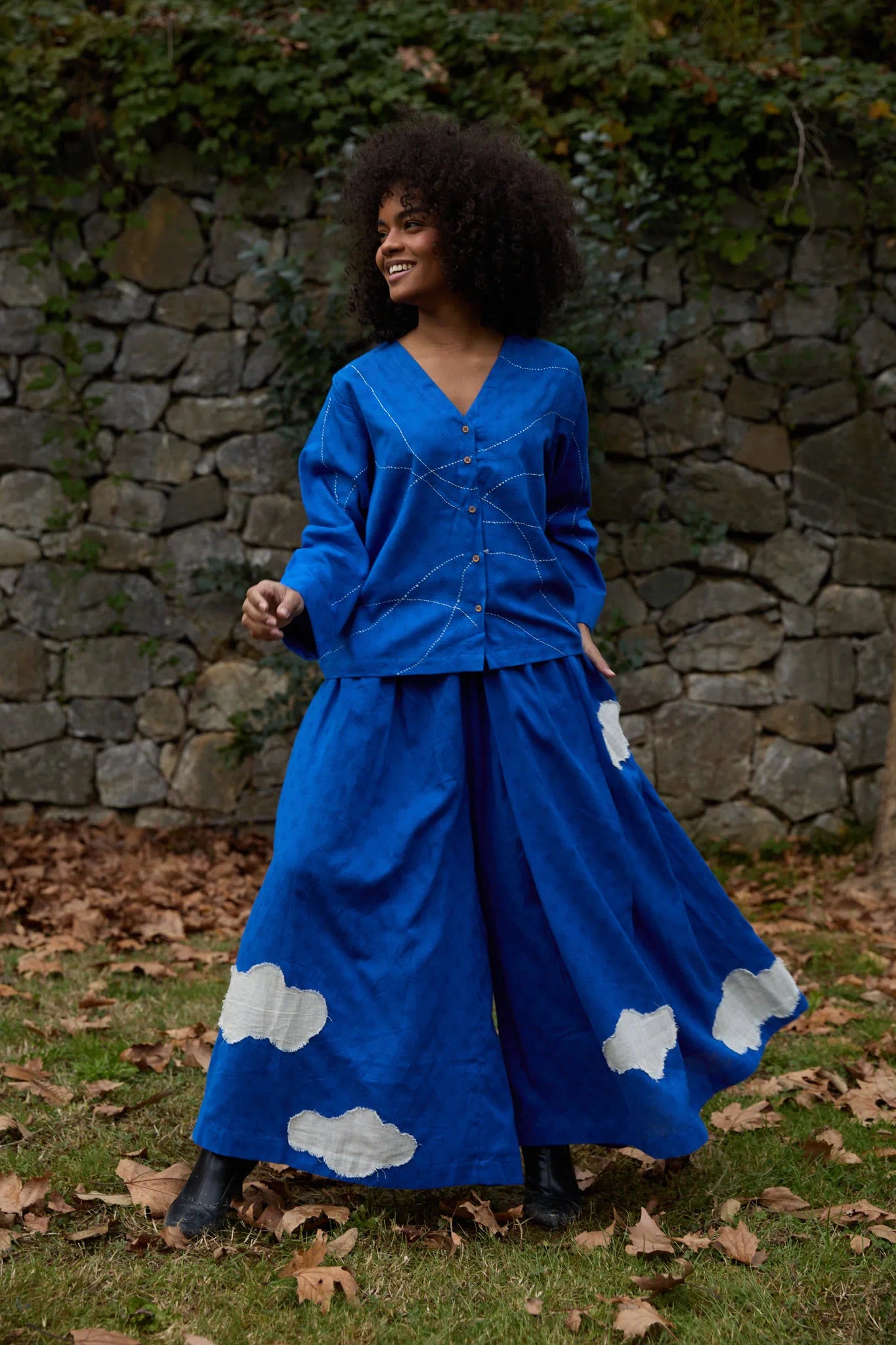 White Canvas Cloud Glimpse Top in blue handwoven dobby cotton with Kantha stitching, additional modeled view
