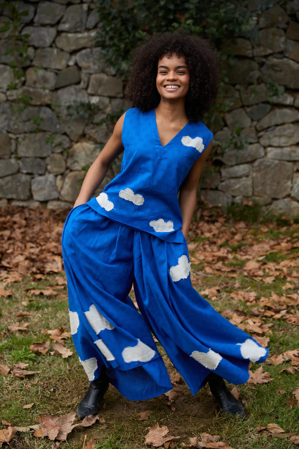 White Canvas Cloud Jerry Set in blue handwoven dobby cotton with applique work, close-up product view
