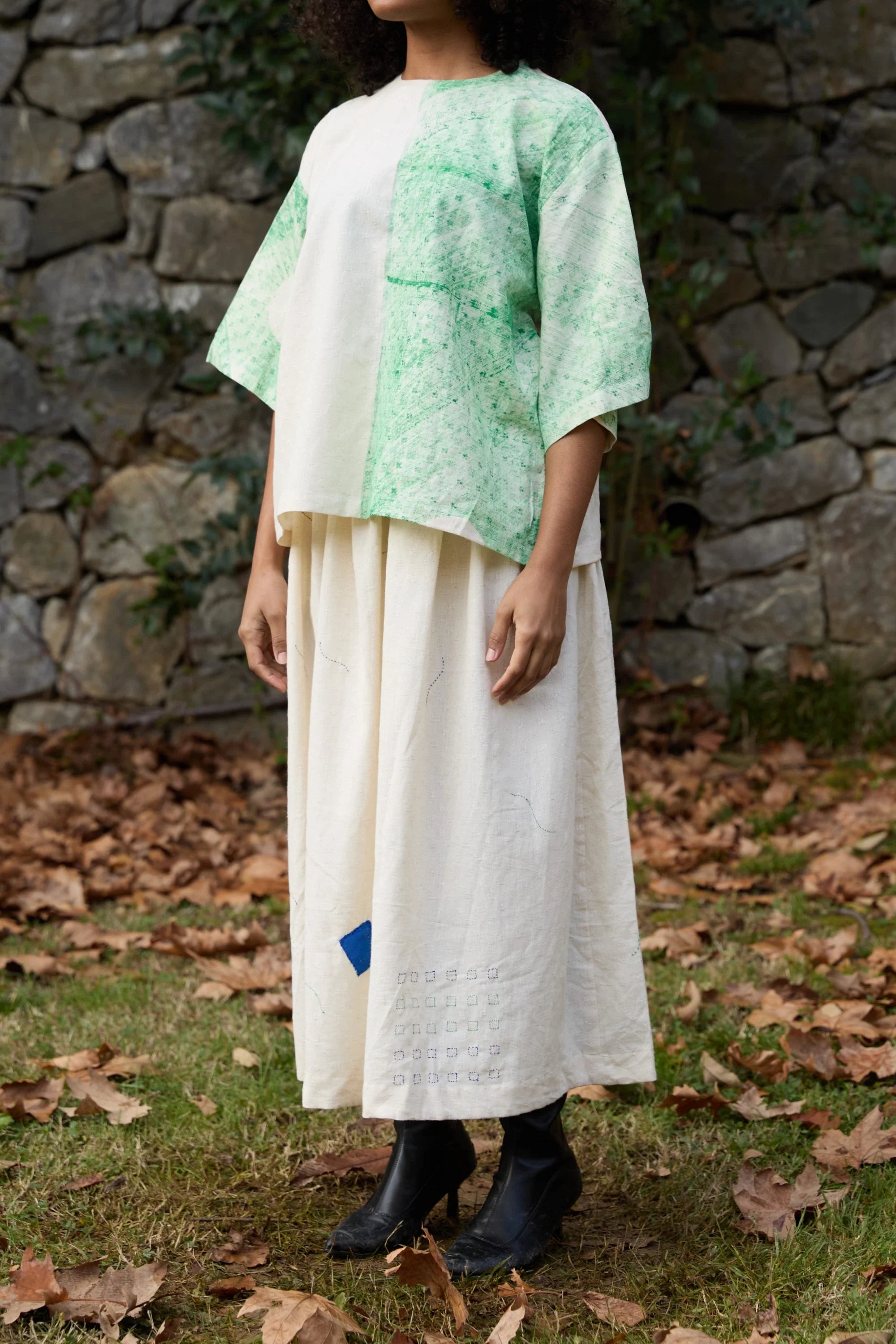 Green Bamboo Skirt in handwoven Dobby Cotton (100%) by White Canvas - Image 3