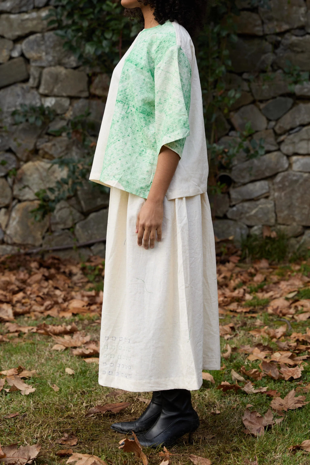 Green Bamboo Skirt in handwoven Dobby Cotton (100%) by White Canvas - Image 4