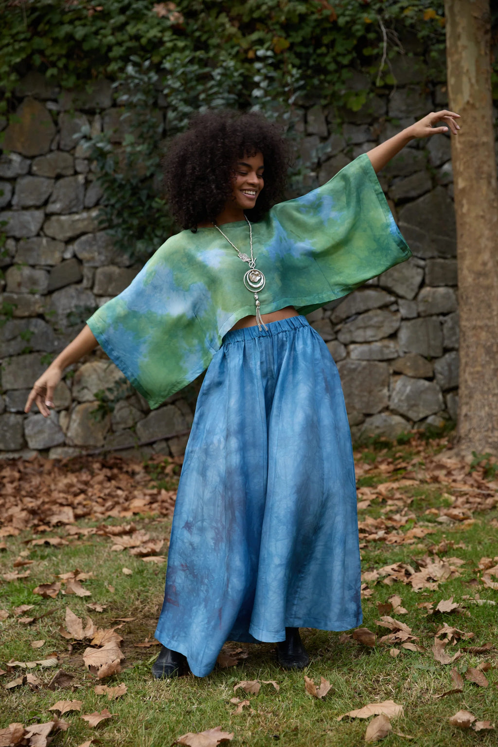 Earth Silk Set in vegan Silk by White Canvas - Image 7