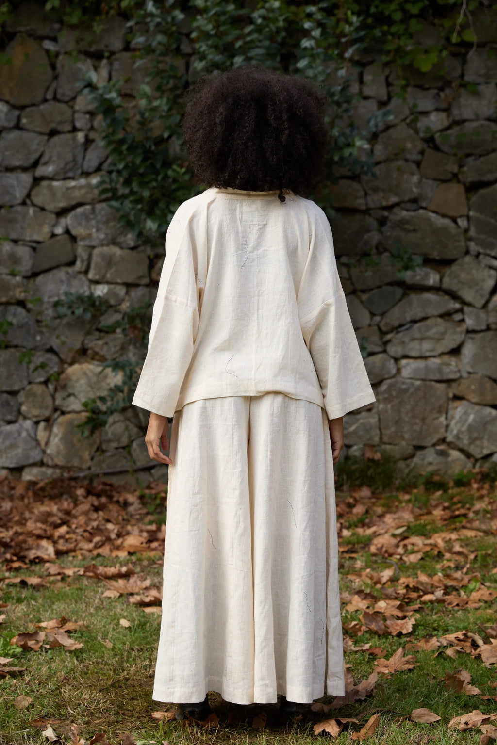Blue Kite Set in handwoven Heavy Kala Cotton by White Canvas - Image 5