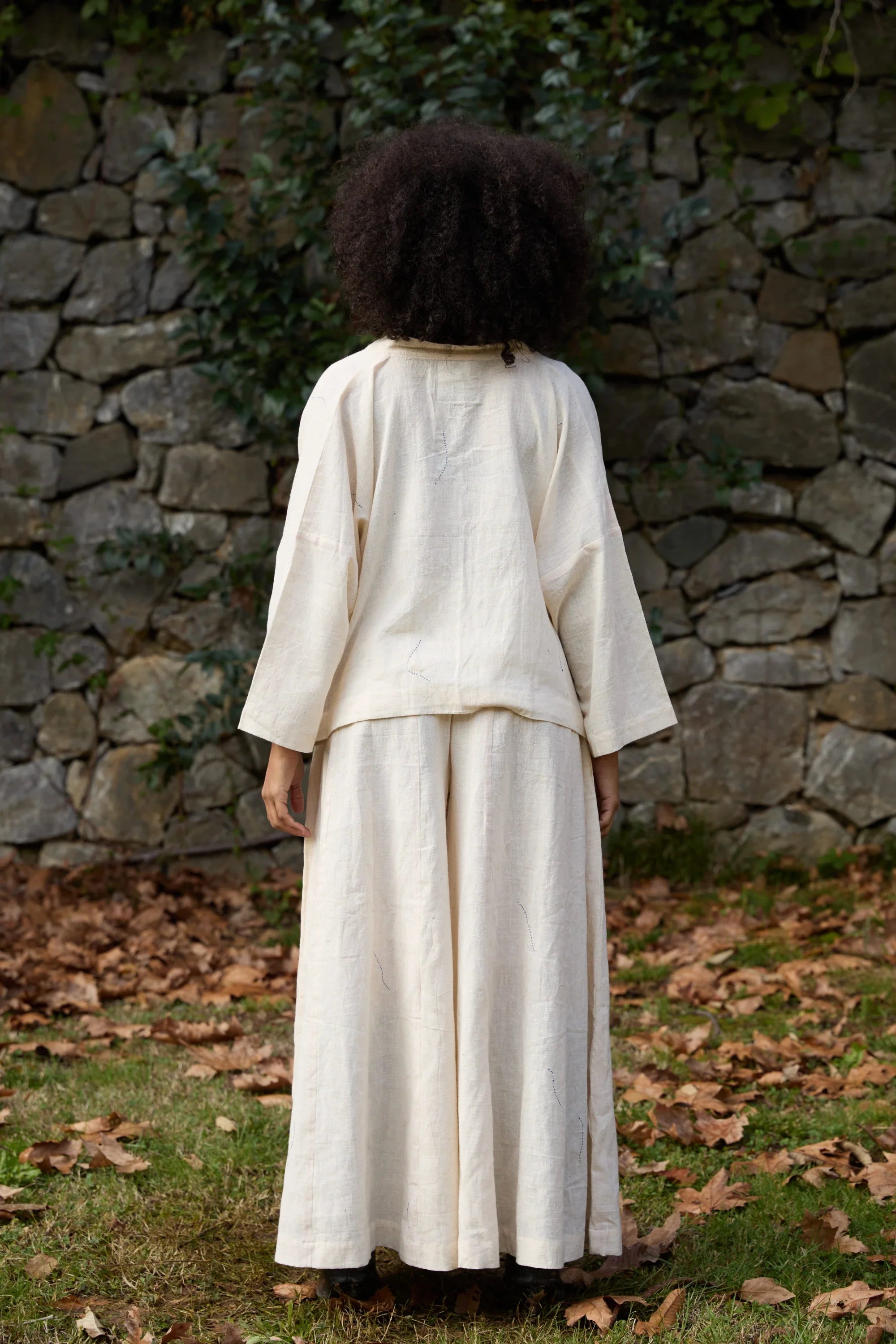 Blue Kite Set in handwoven Heavy Kala Cotton by White Canvas - Image 5