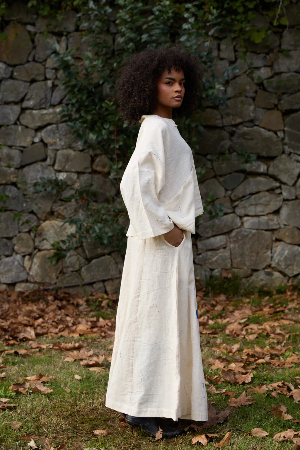 Blue Kite Set in handwoven Heavy Kala Cotton by White Canvas - Image 6