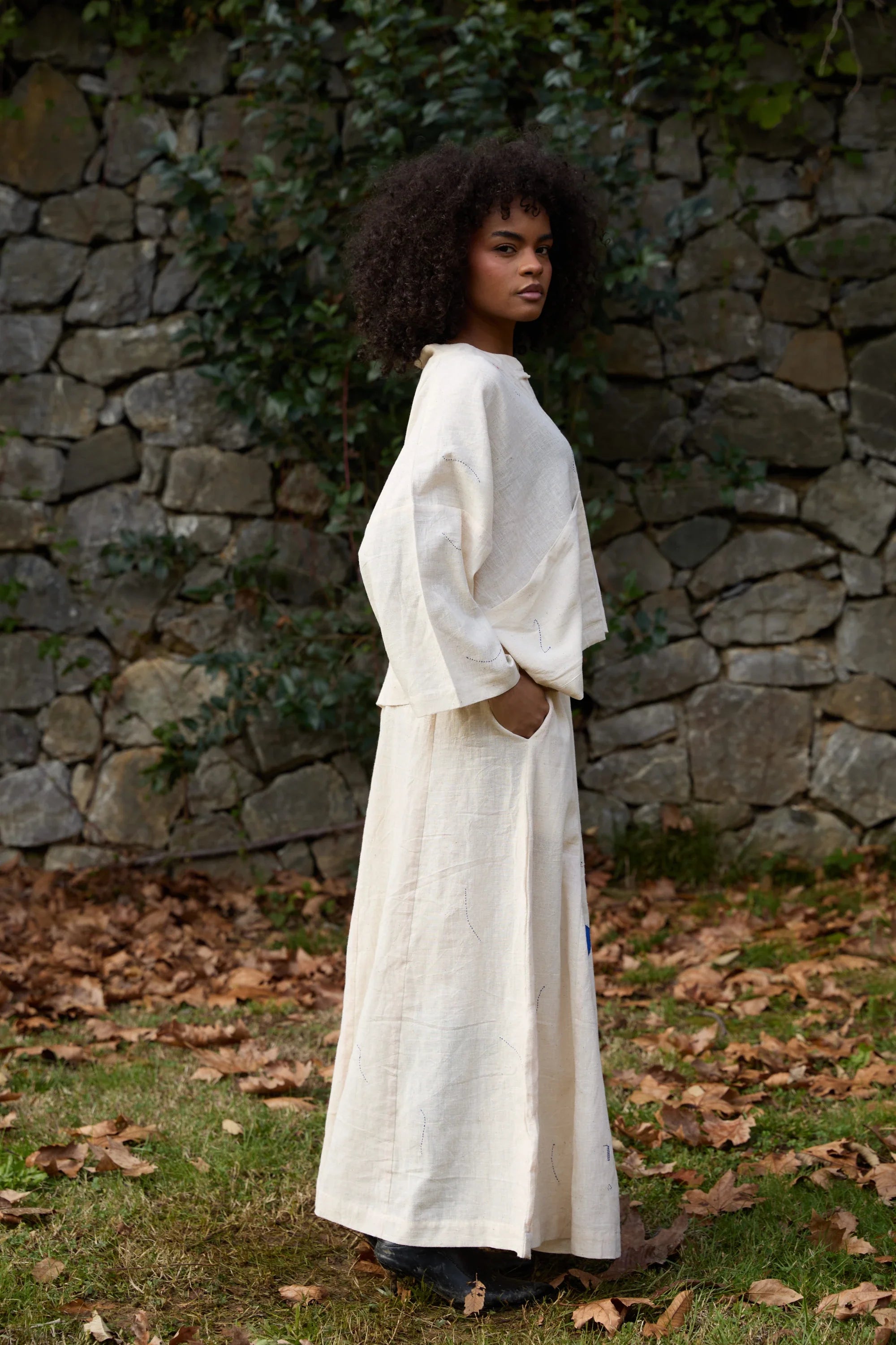 Blue Kite Set in handwoven Heavy Kala Cotton by White Canvas - Image 6