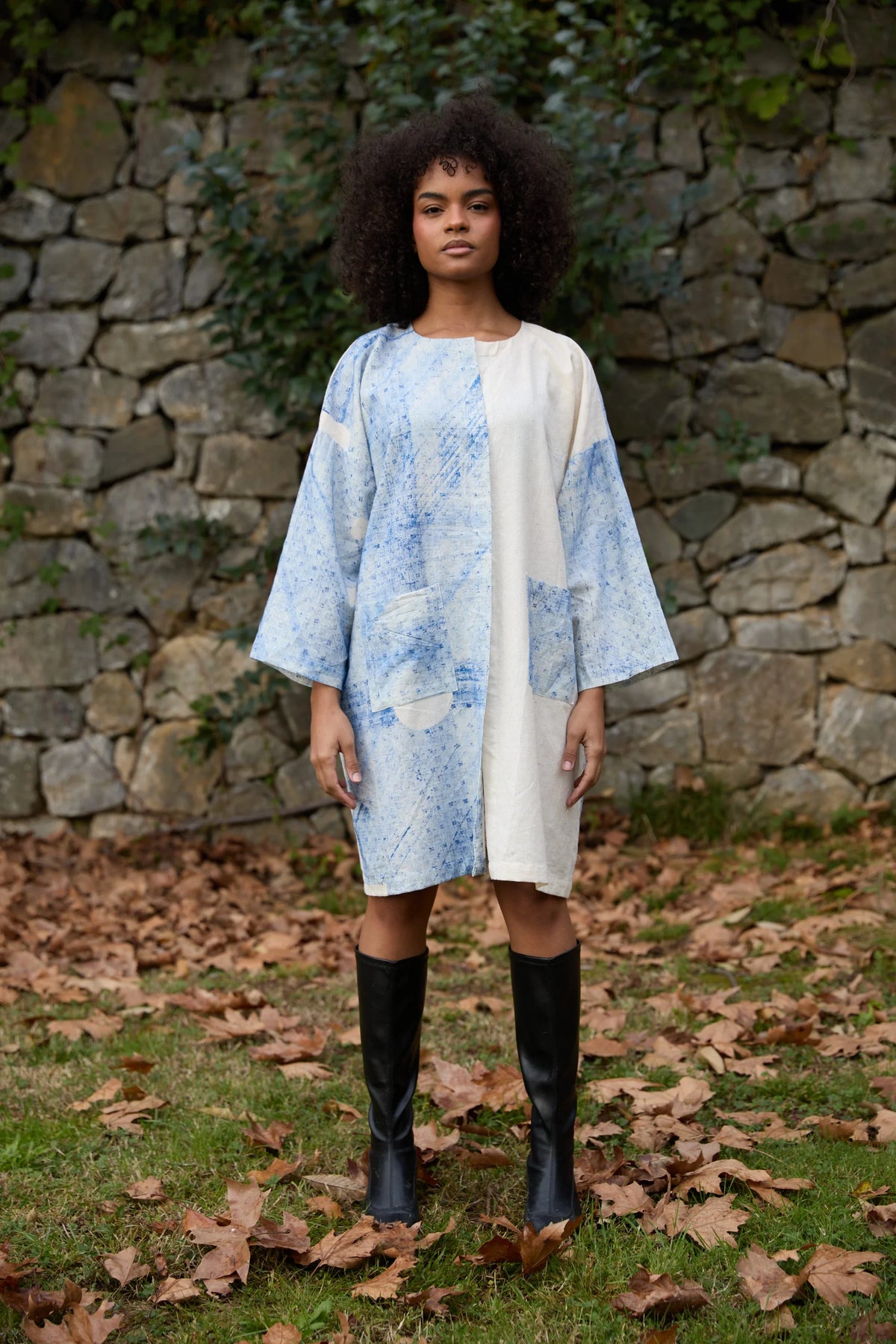 White Canvas Blue Marti Dress in blue handwoven dobby cotton (100%) with handwoven texture, front view on model