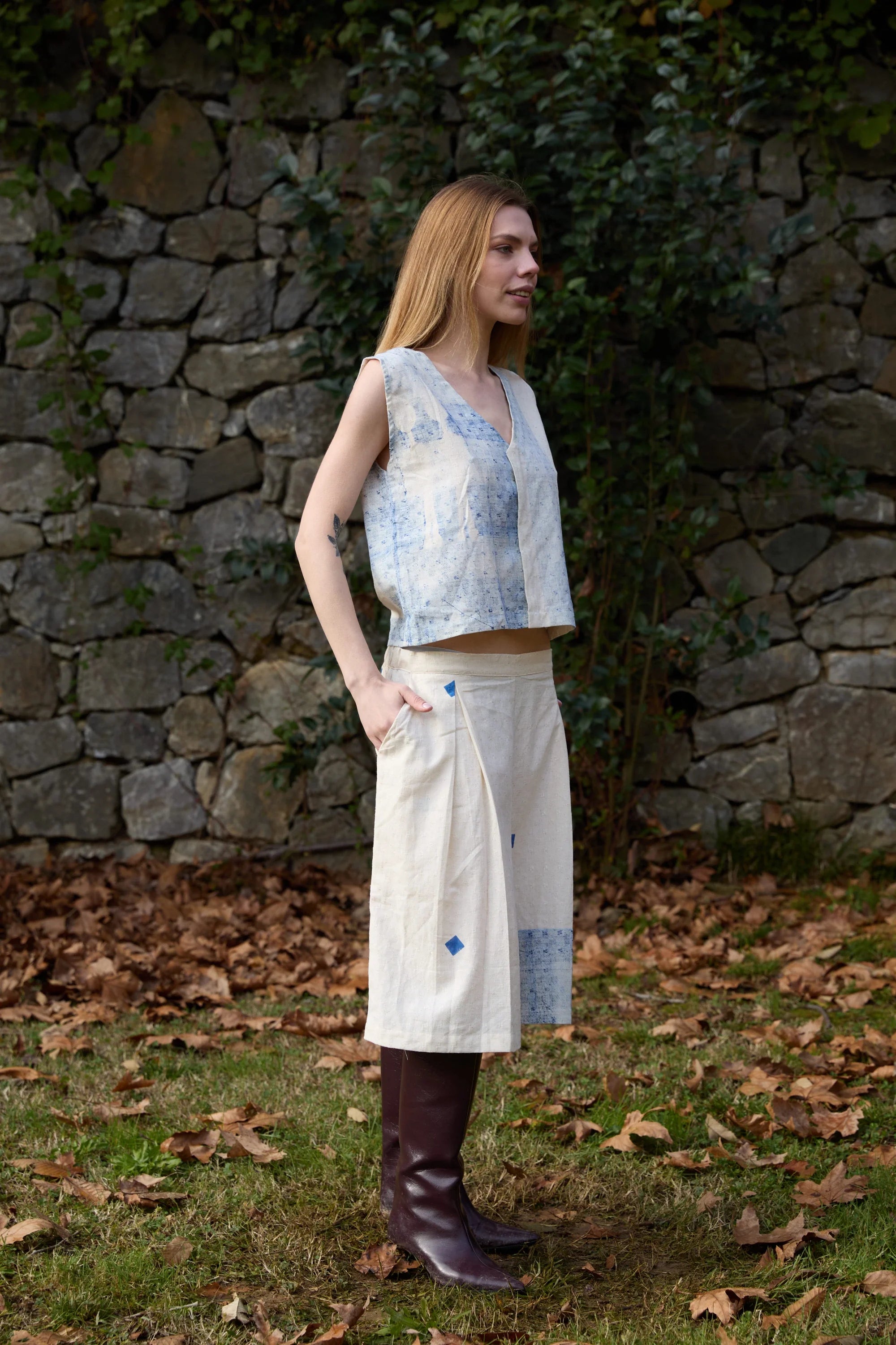 Blue Marti Set in handwoven Dobby Cotton (100%) by White Canvas - Image 2