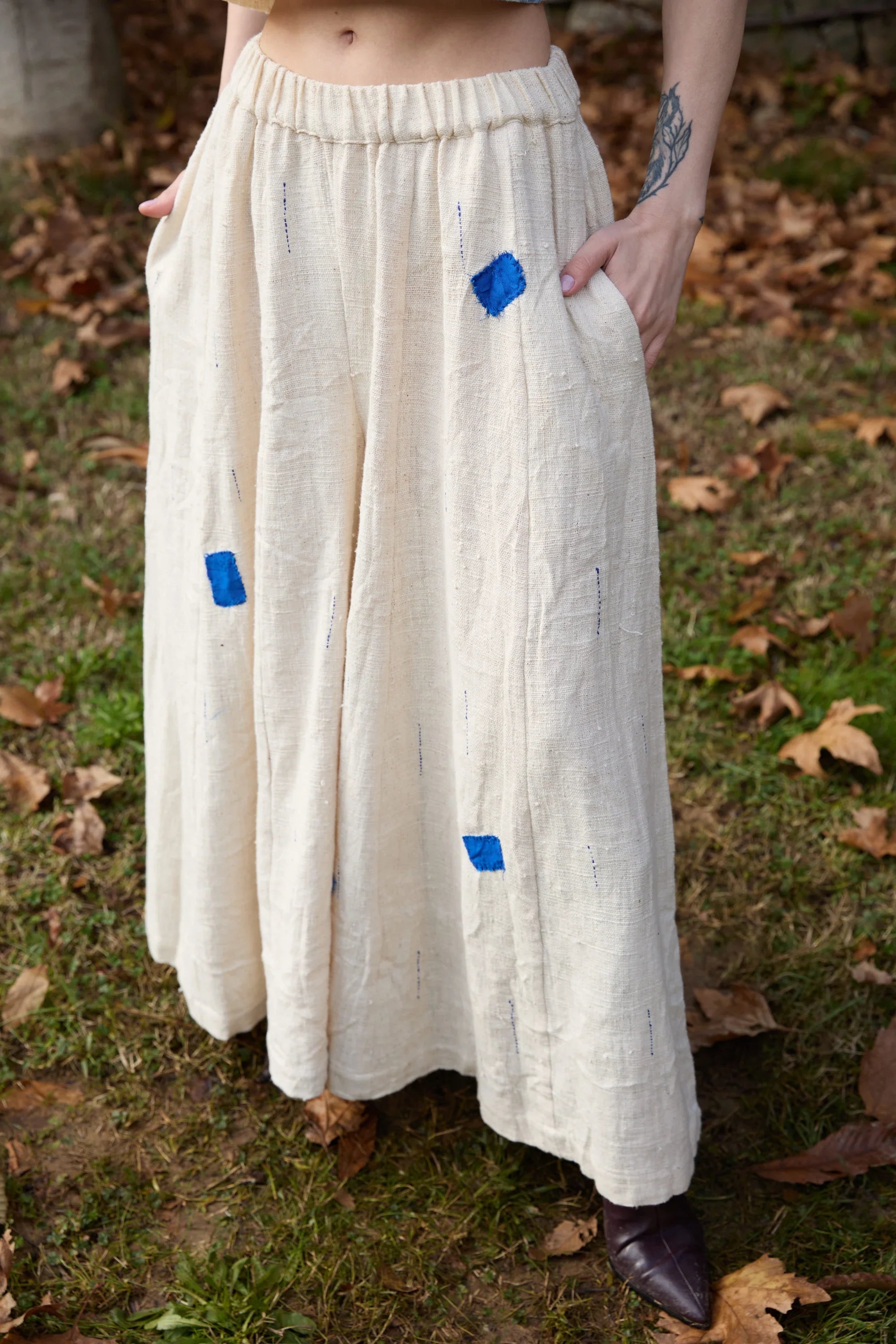 Blue Seagull Set in handwoven Heavy Kala Cotton by White Canvas - Image 7