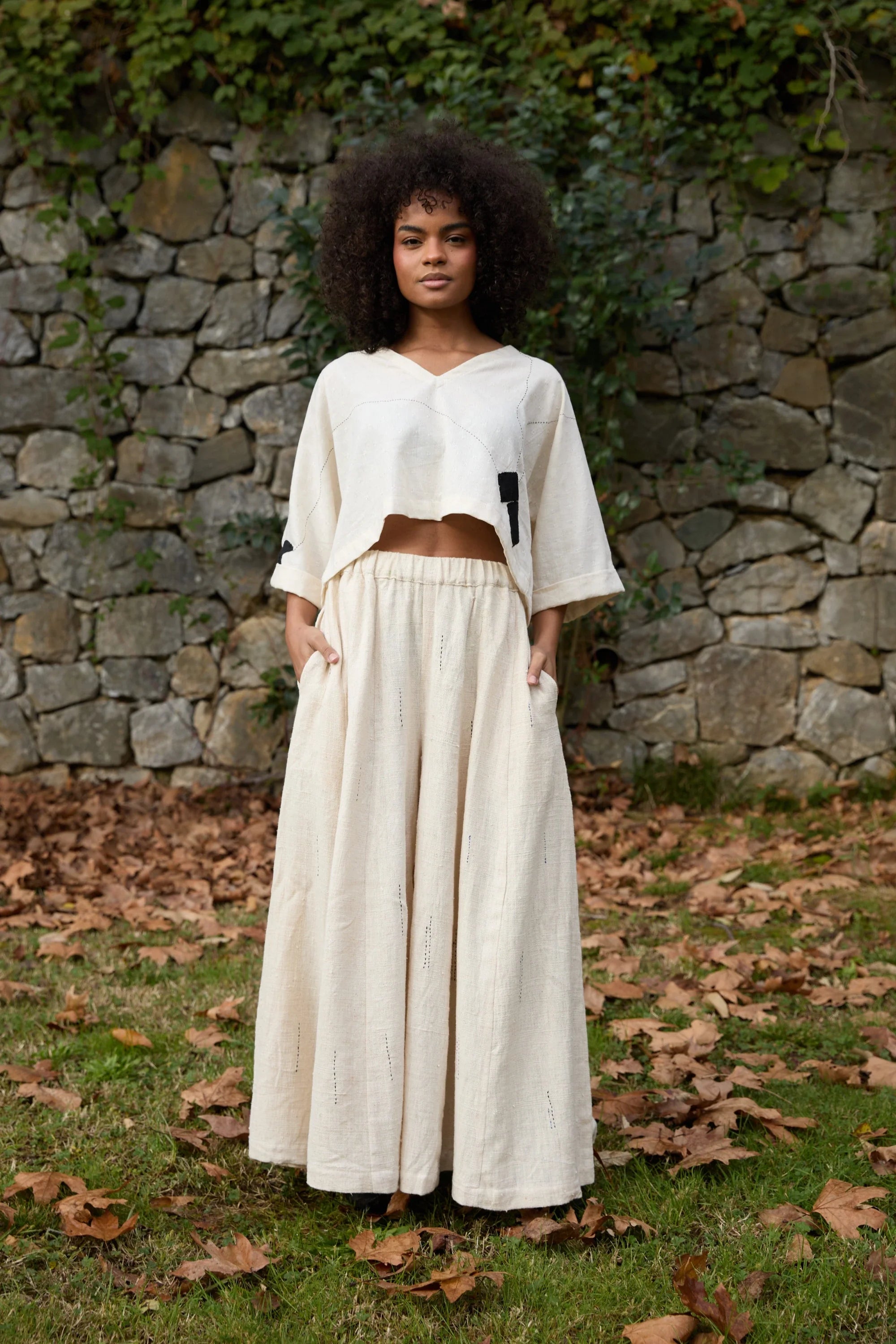 Black Sparrow Set in handwoven Dobby Cotton (100%), by White Canvas - Image 1