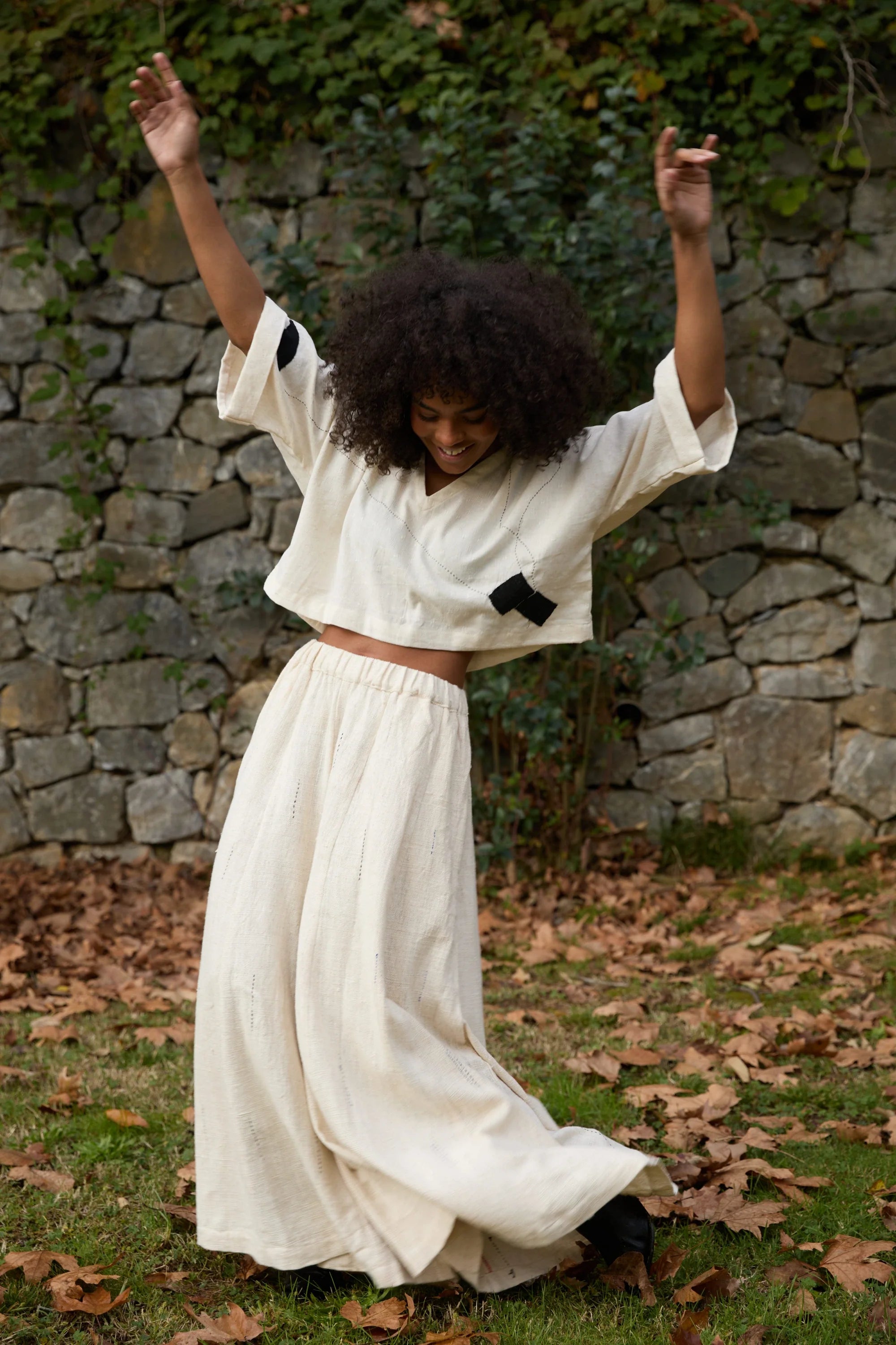 Black Sparrow Set in handwoven Dobby Cotton (100%), by White Canvas - Image 8