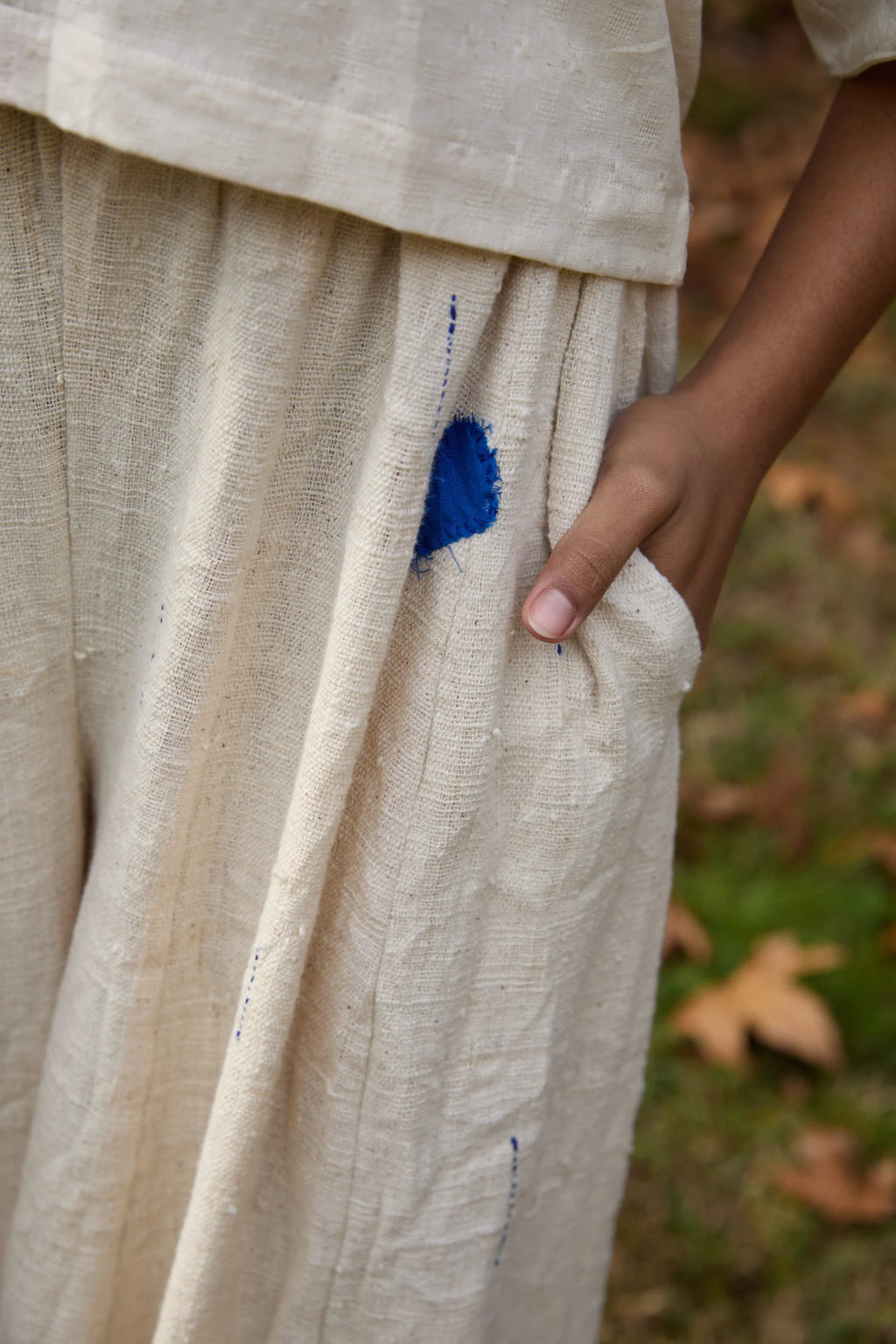 Blue Sparrow Set in handwoven Heavy Kala Cotton by White Canvas - Image 5