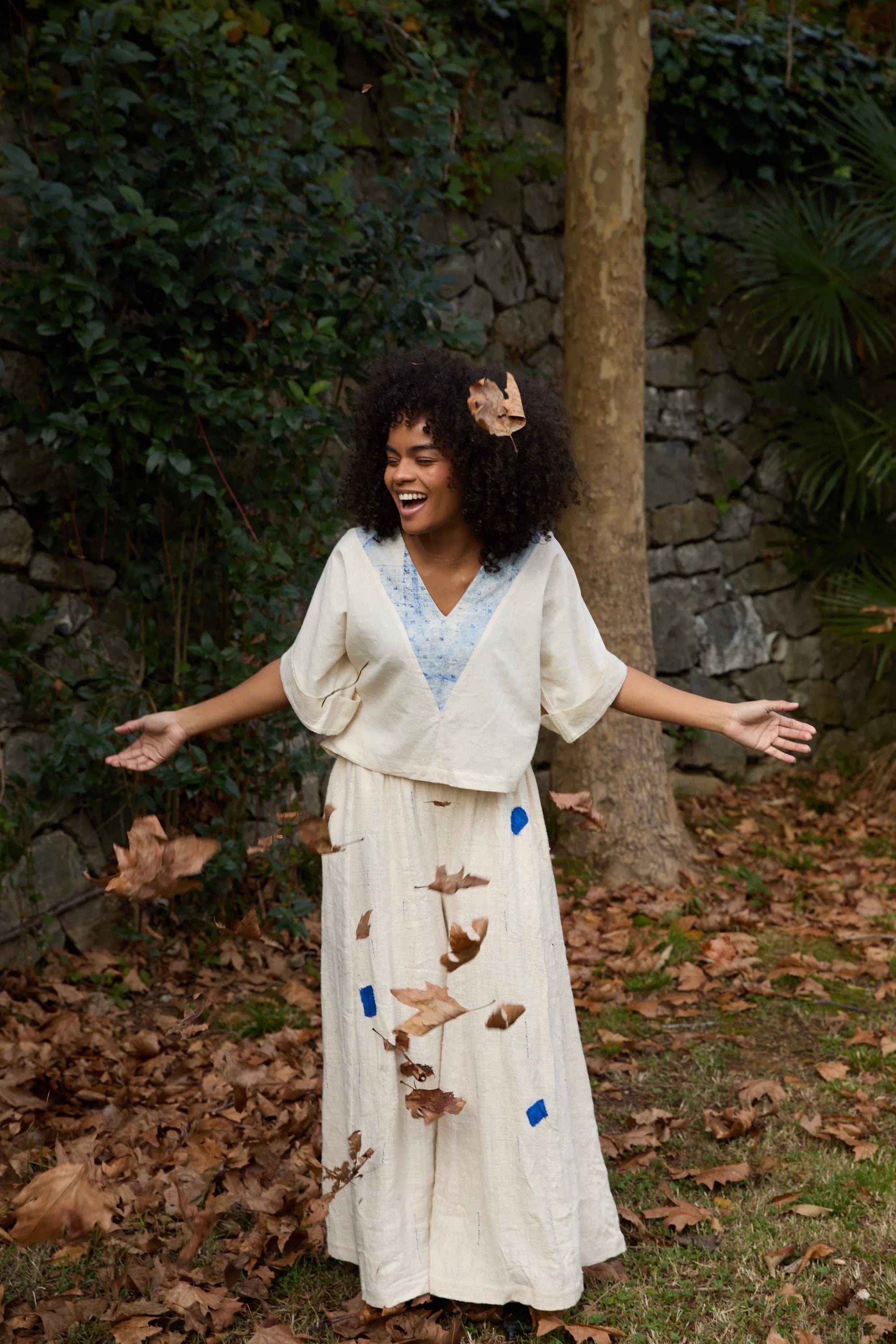 Blue Sparrow Set in handwoven Heavy Kala Cotton by White Canvas - Image 6