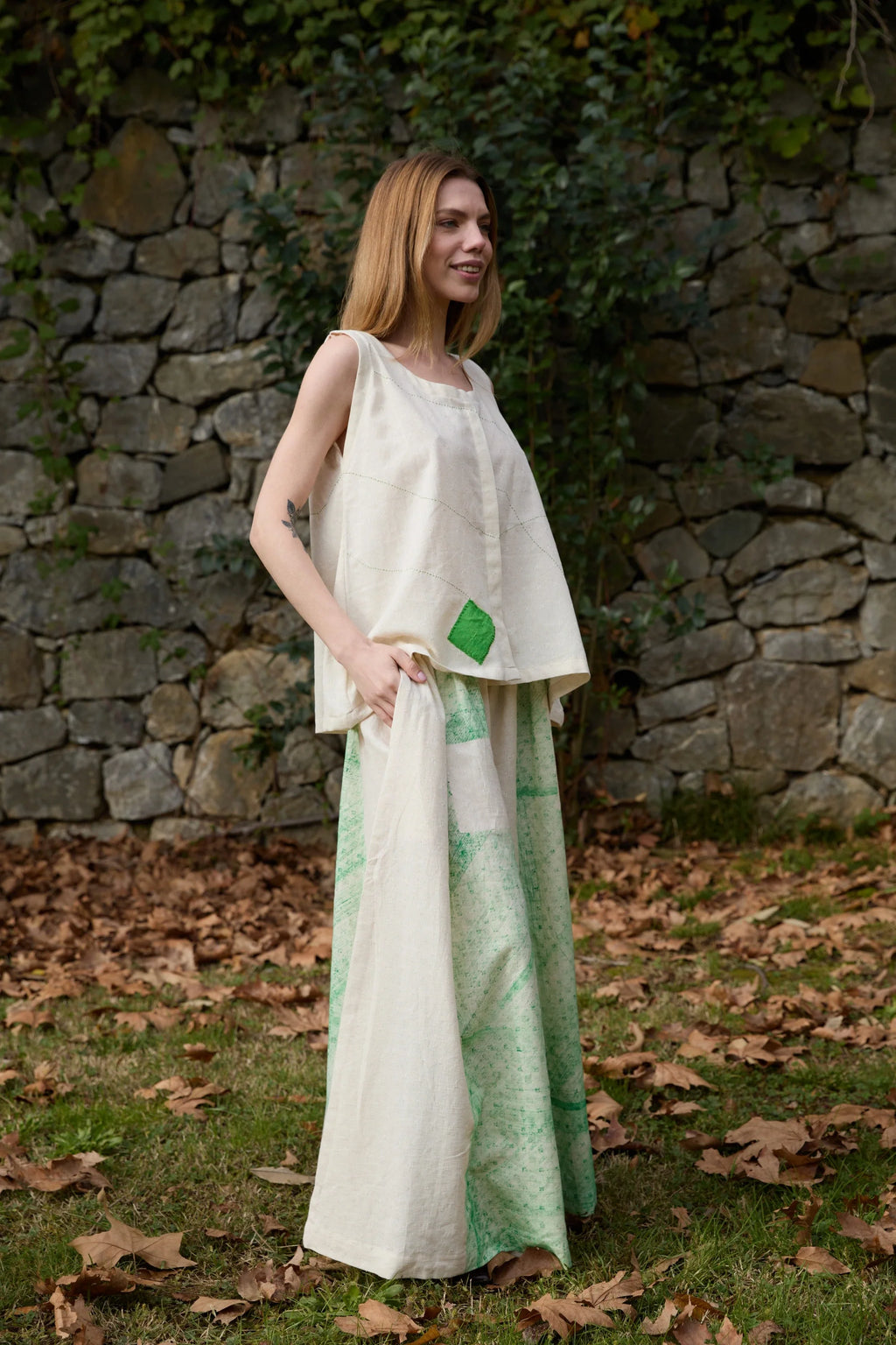 Green Swan Set in handwoven Dobby Cotton (100%) by White Canvas - Image 2