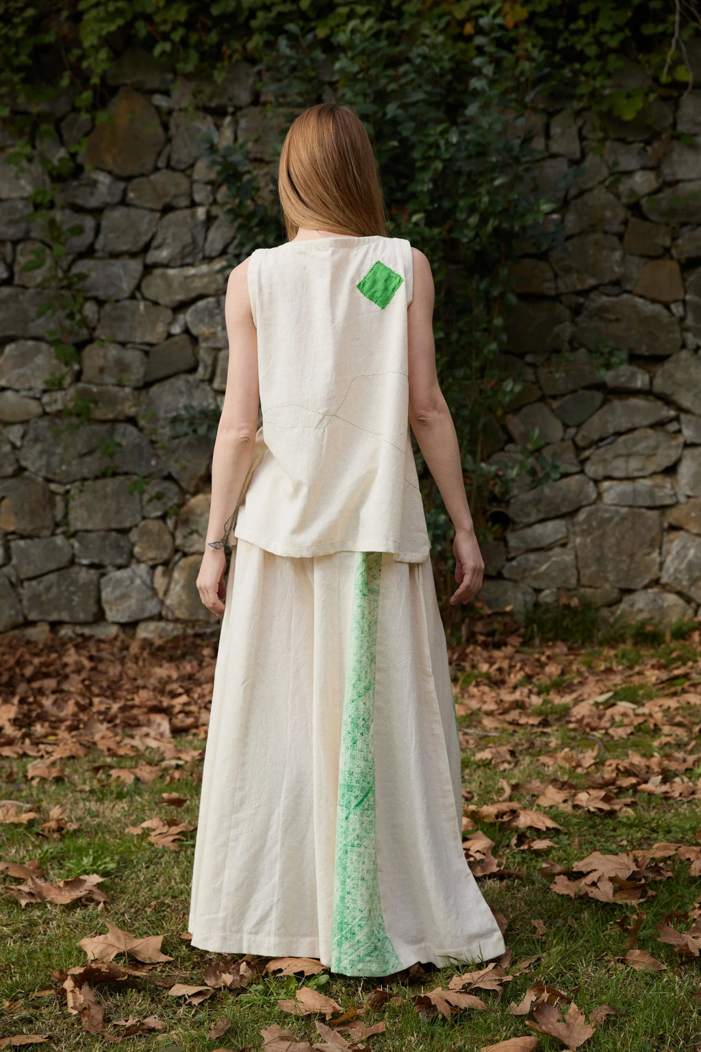 Green Swan Set in handwoven Dobby Cotton (100%) by White Canvas - Image 3