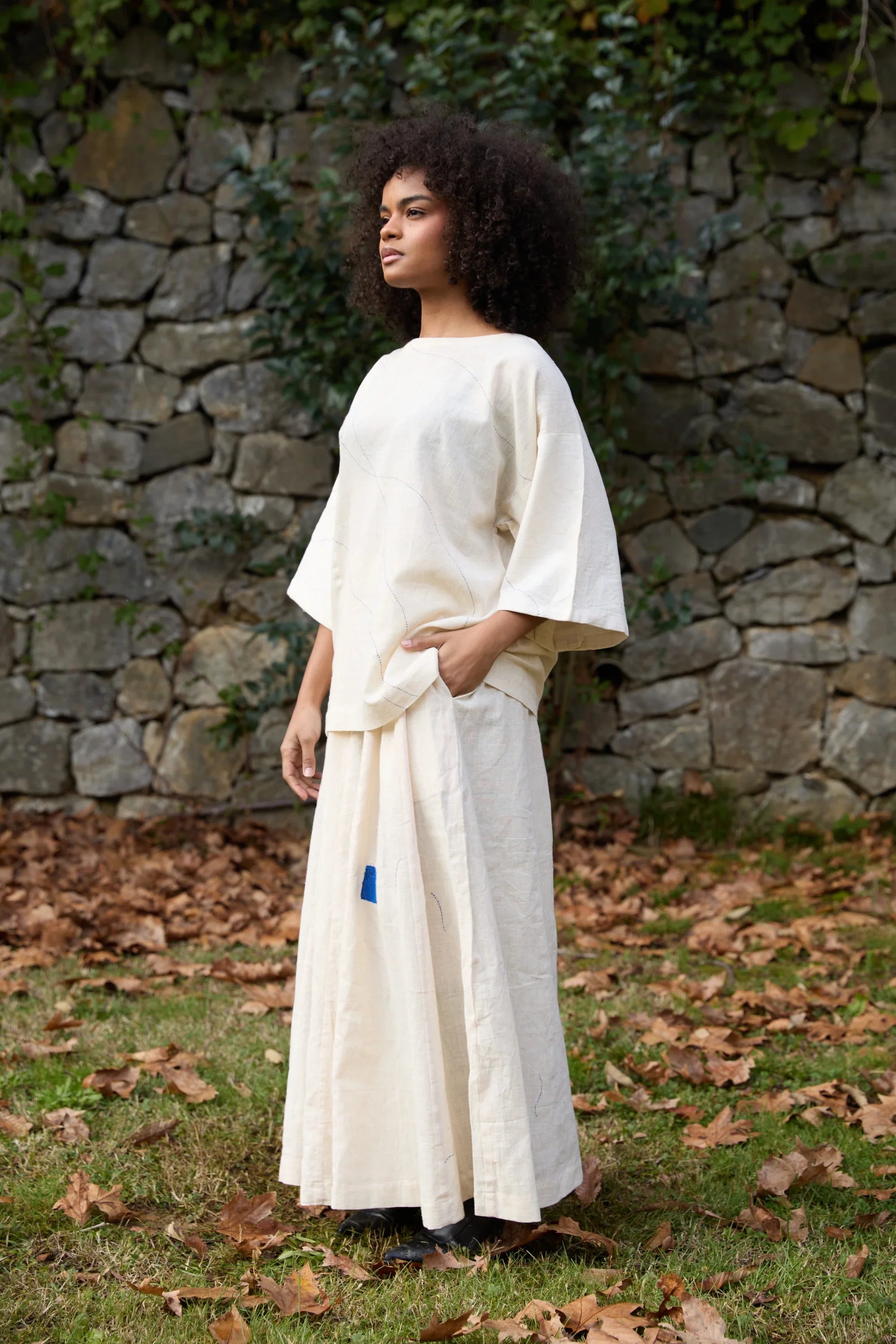 Blue Threads Set in handwoven Dobby Cotton (100%), by White Canvas - Image 2