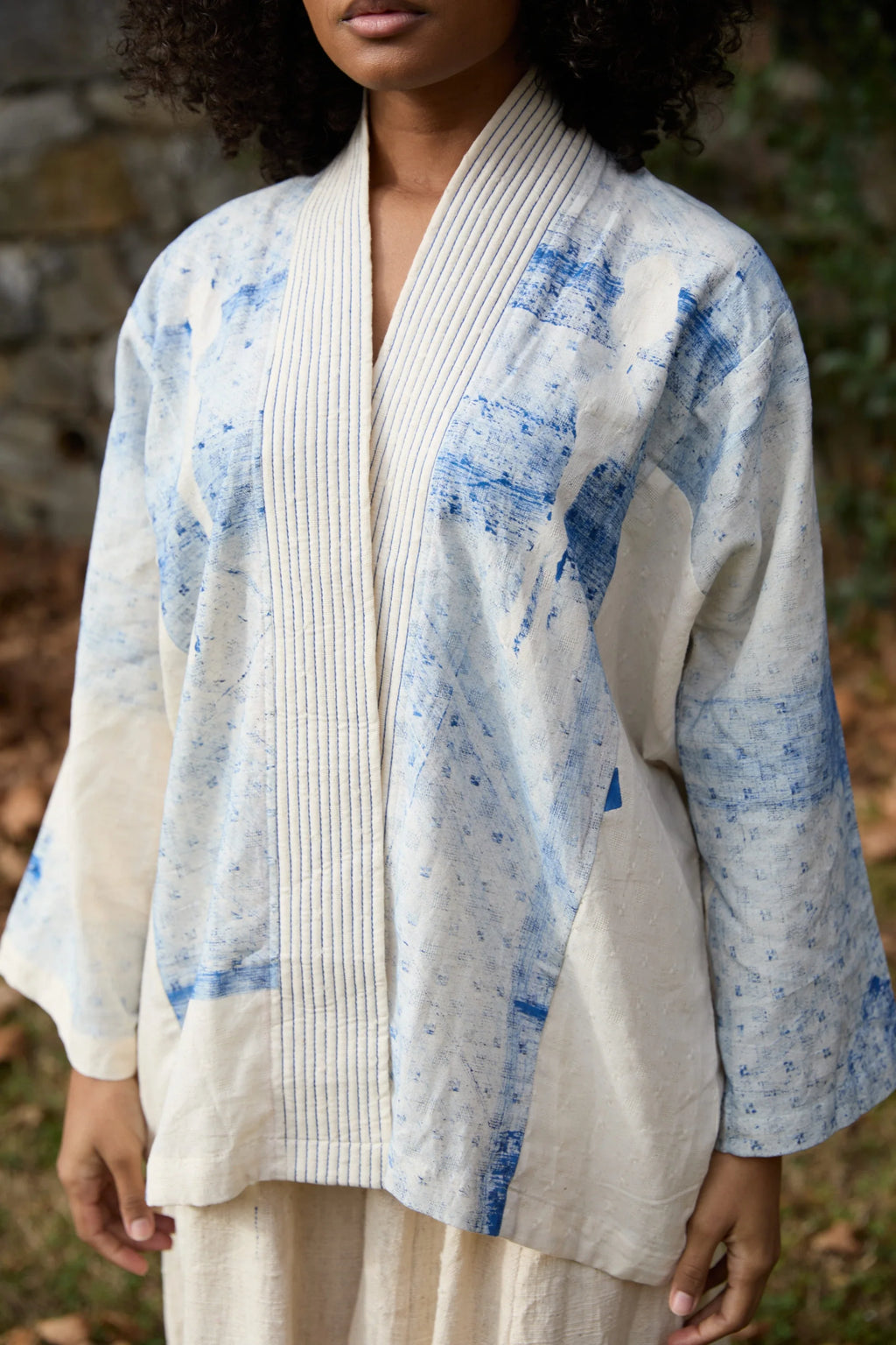 Blue Wander Jacket in handwoven Dobby Cotton (100%), by White Canvas - Image 2