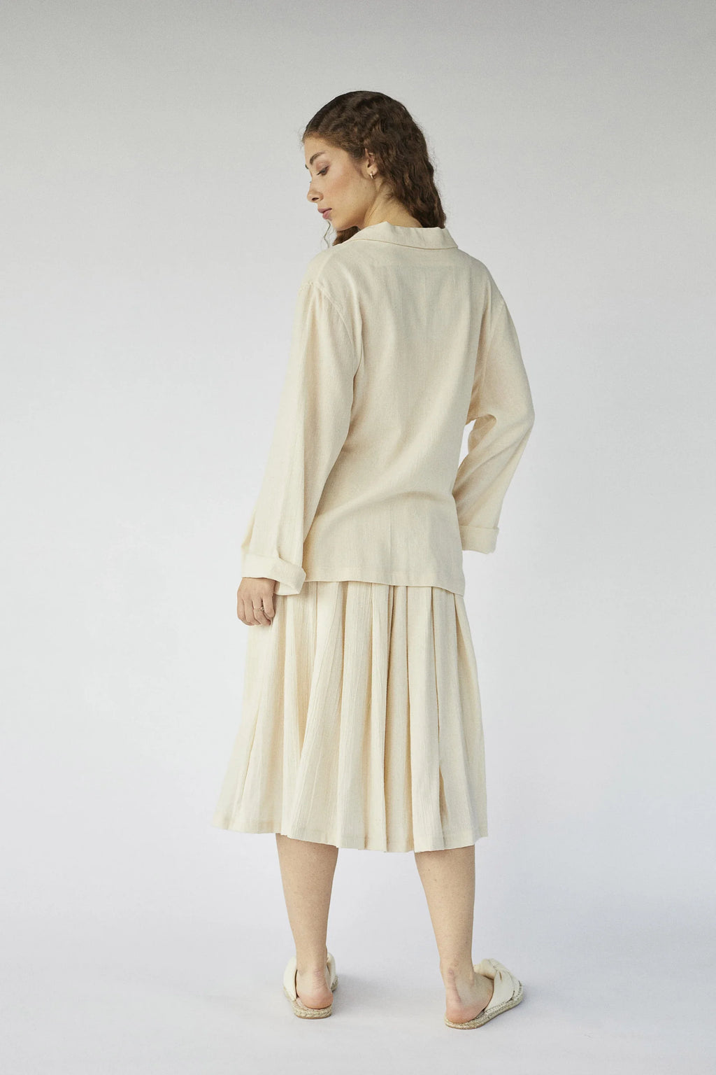 Cream Virgo Jacket in organic & Handwoven Shile by White Canvas - Image 5
