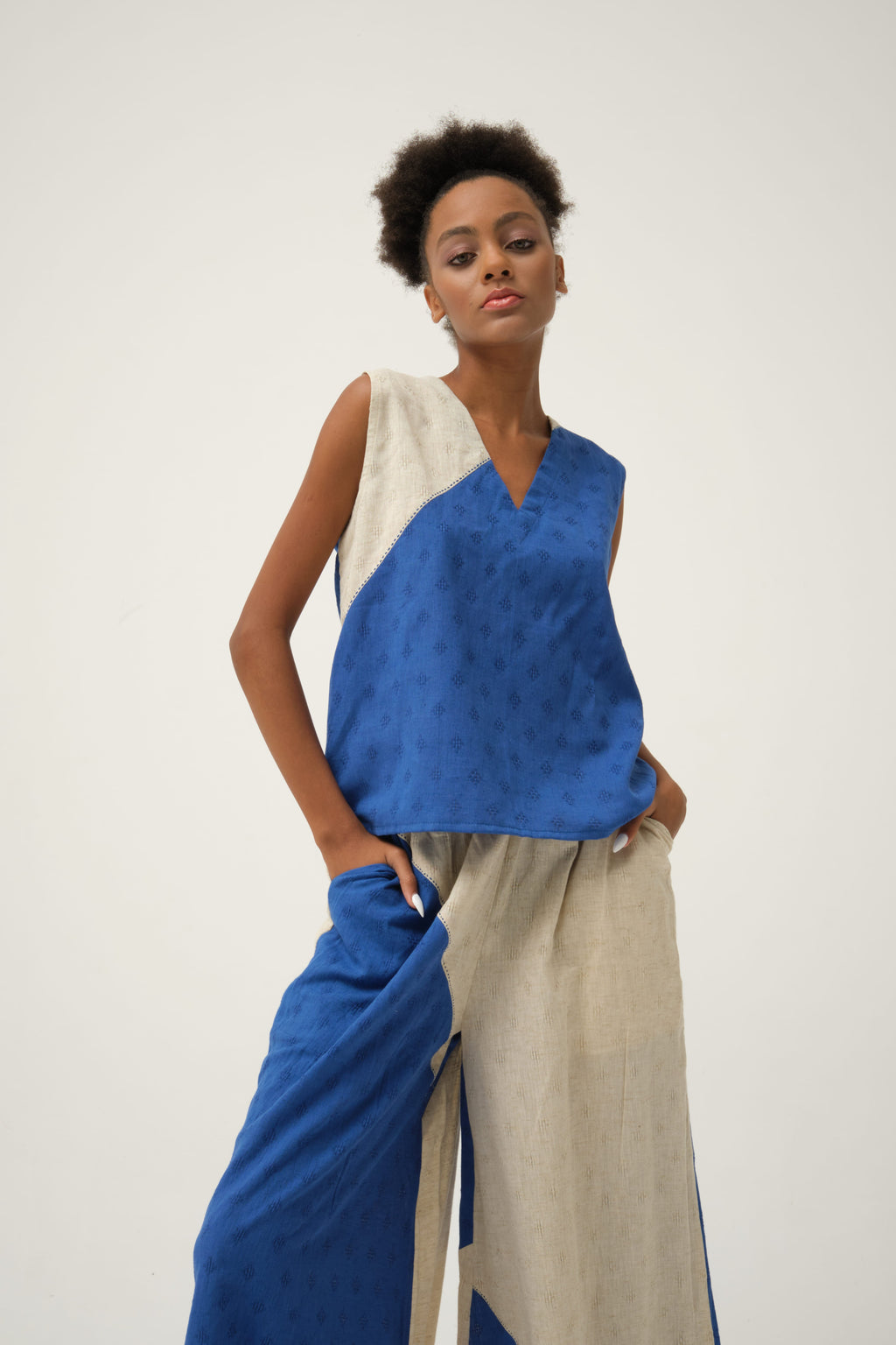 Blue Bunny Top in handwoven Dobby Cotton by White Canvas - Image 4