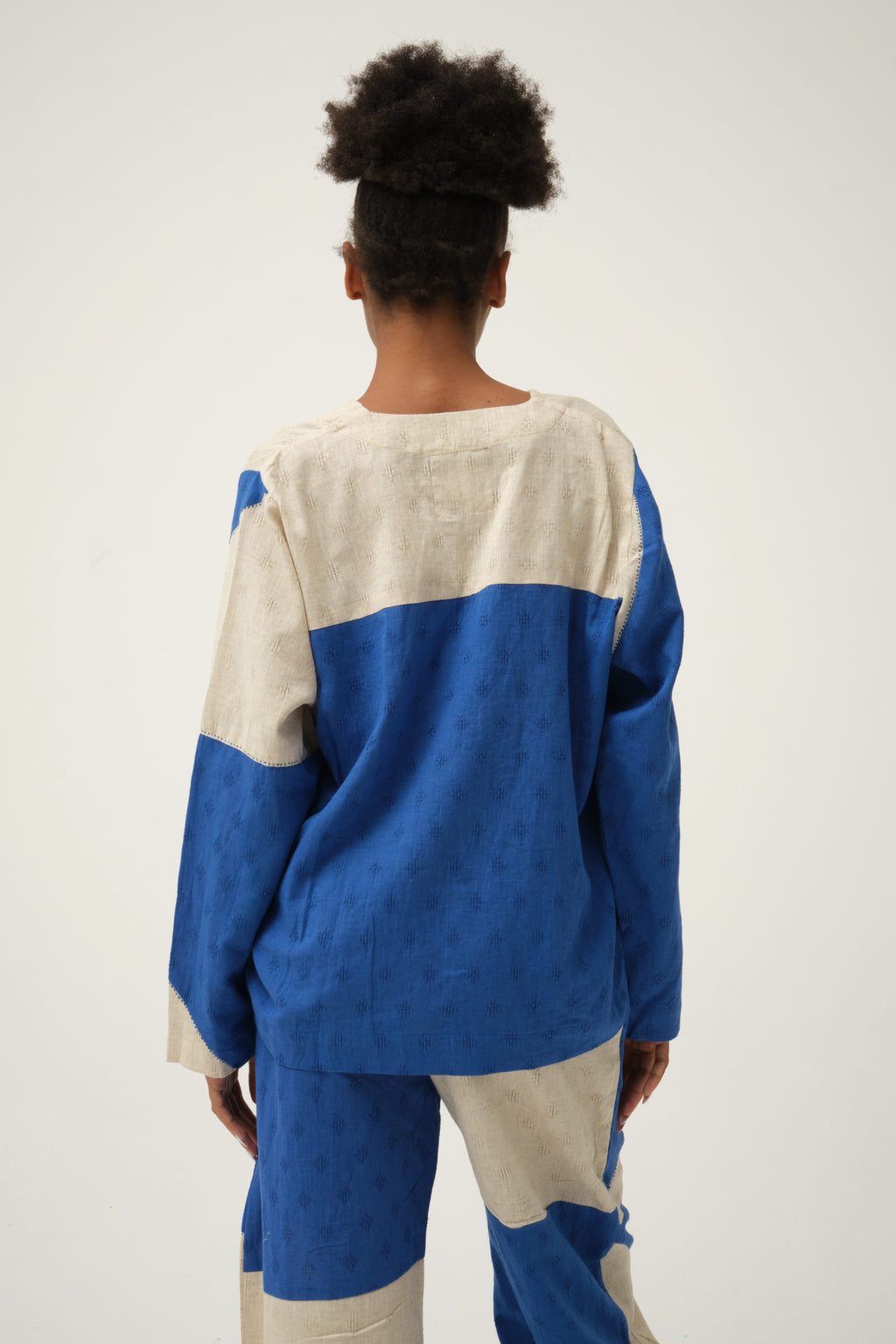 Blue Daffy Set in handwoven Dobby Cotton by White Canvas - Image 3