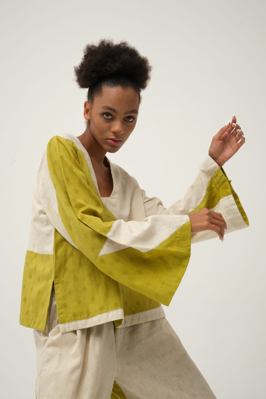 Green Daffy Top in handwoven Dobby Cotton by White Canvas - Image 4