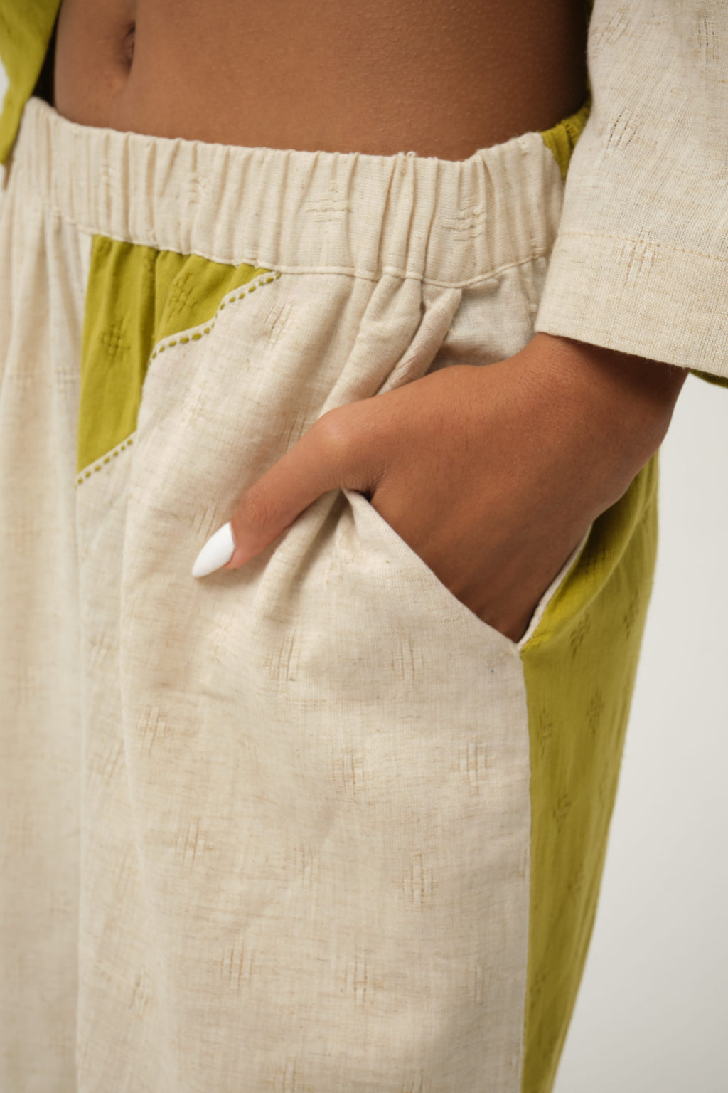 Green Mickey Set in handwoven Dobby Cotton by White Canvas - Image 5