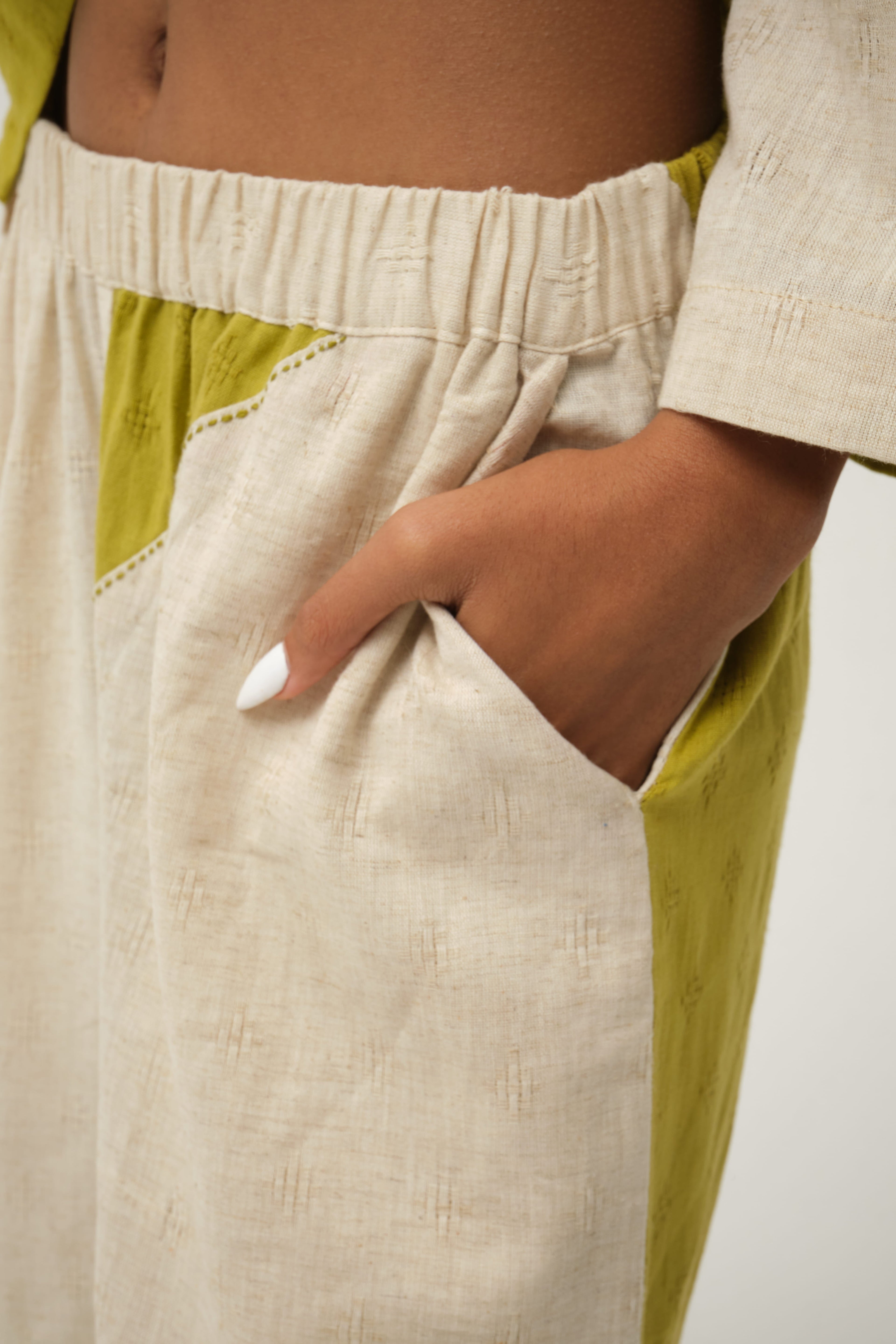 Green Mickey Set in handwoven Dobby Cotton by White Canvas - Image 5