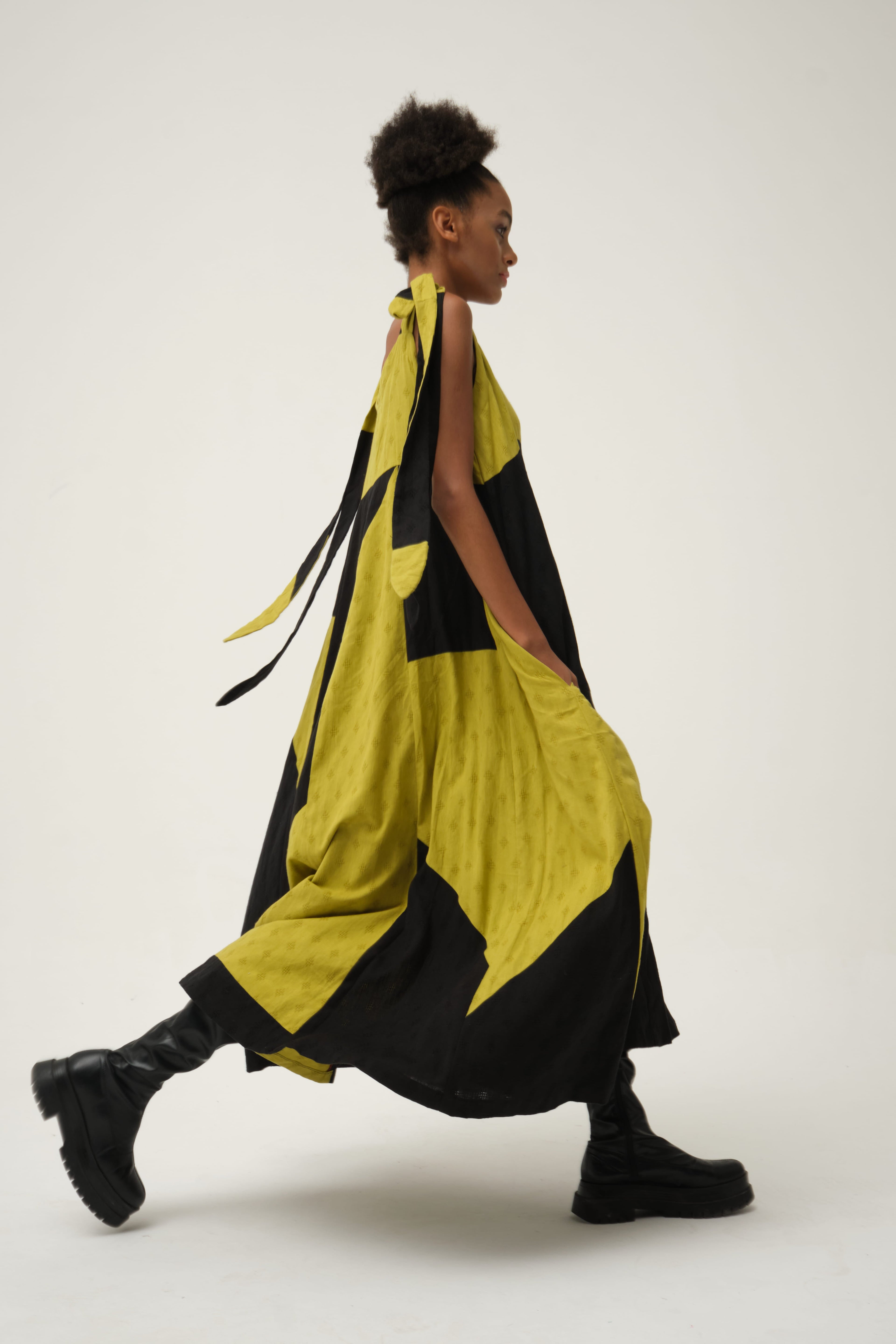 Black Green Winnie Dress in handwoven Dobby Cotton by White Canvas - Image 2