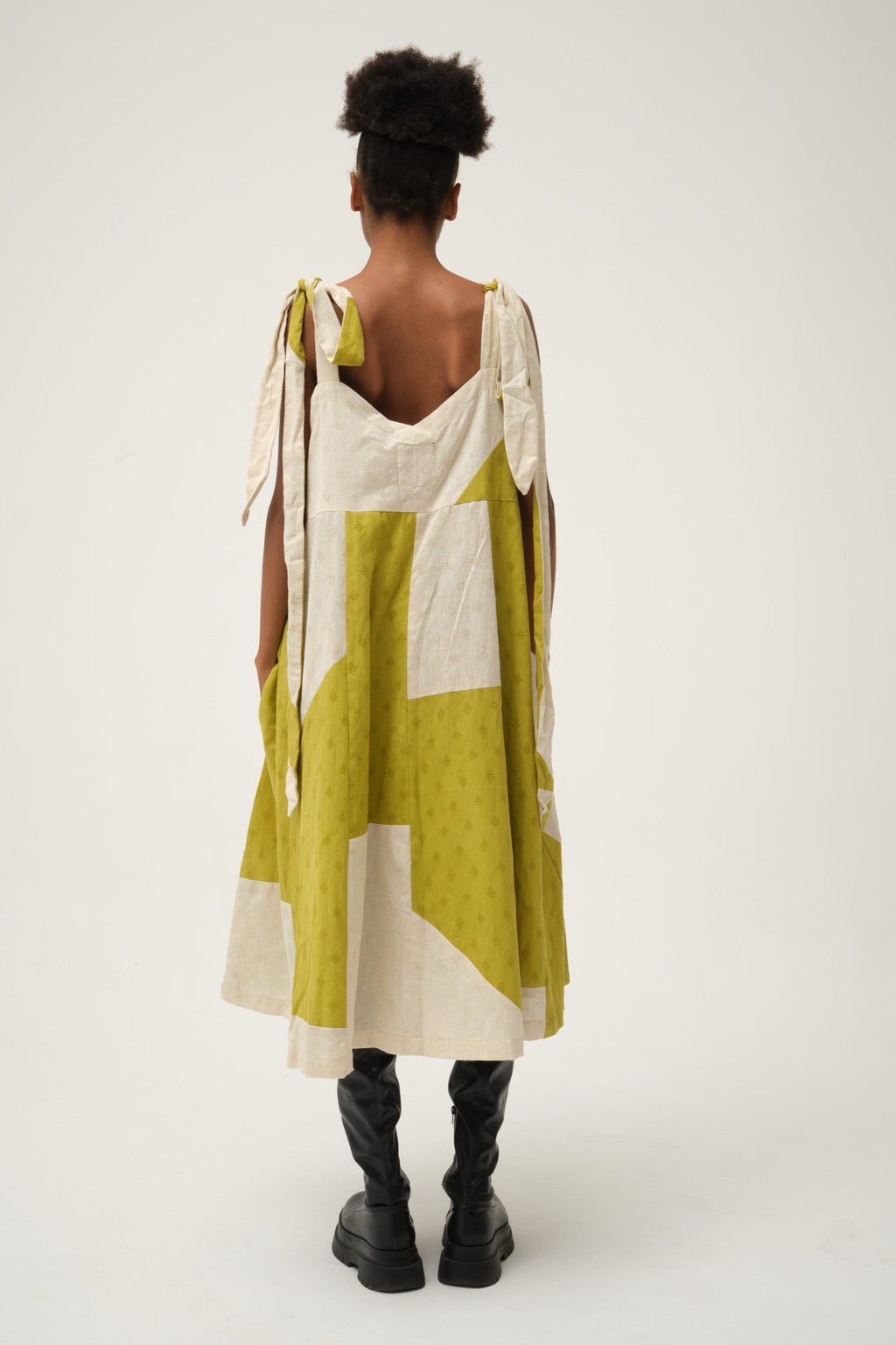 Green Winnie Dress in handwoven Dobby Cotton by White Canvas - Image 3