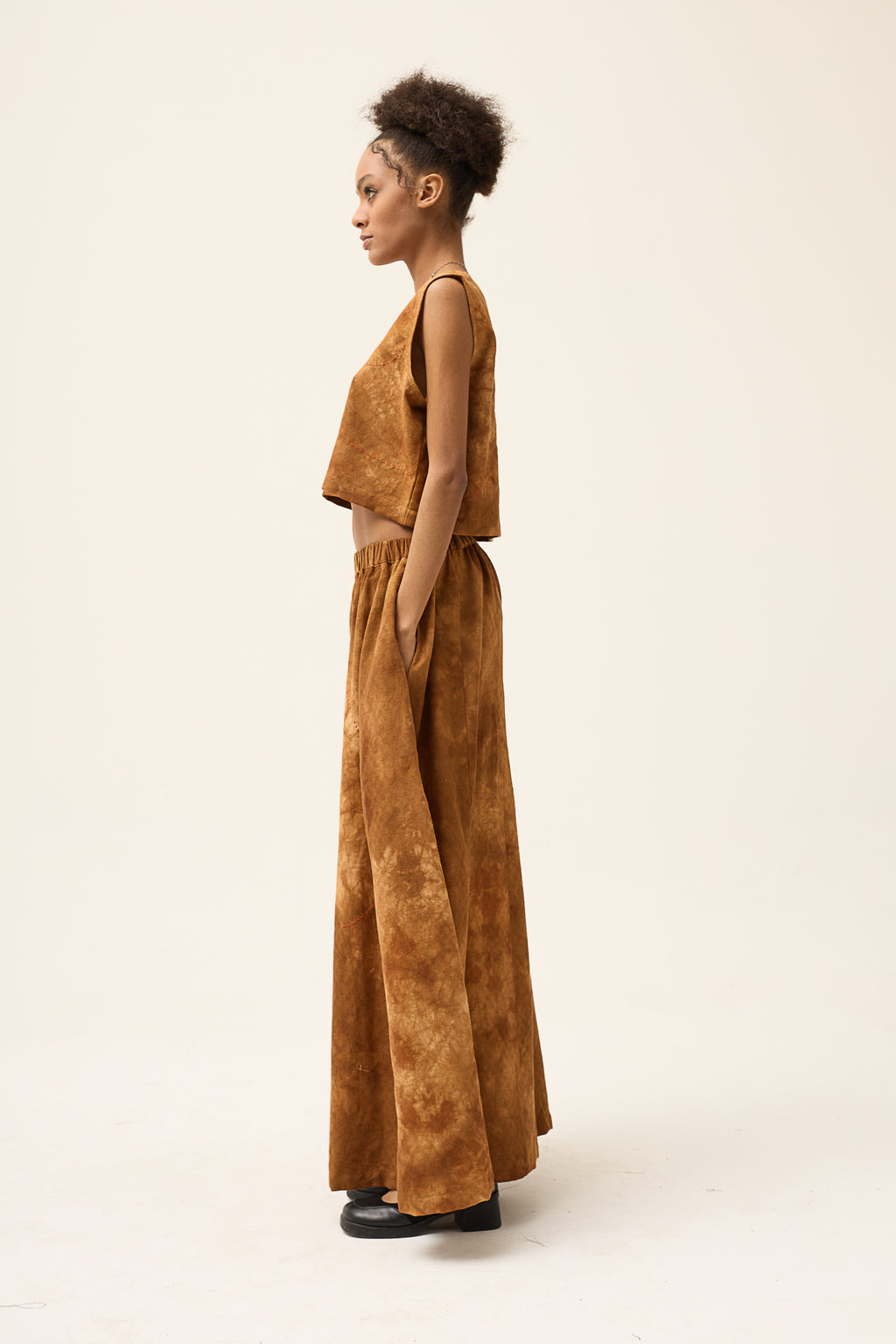 COFFEE DYED CROP WITH PANTS