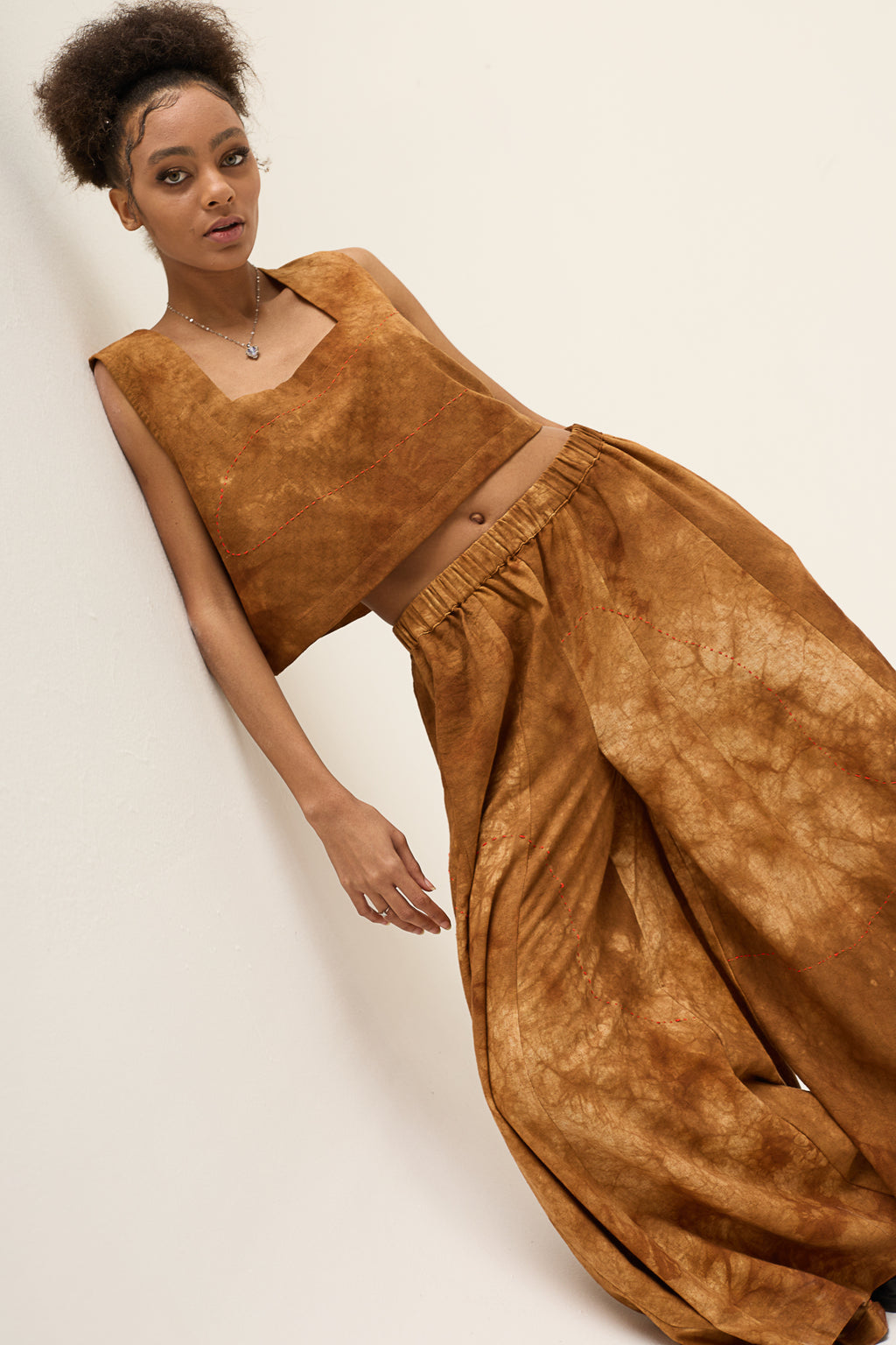 COFFEE DYED CROP TOP