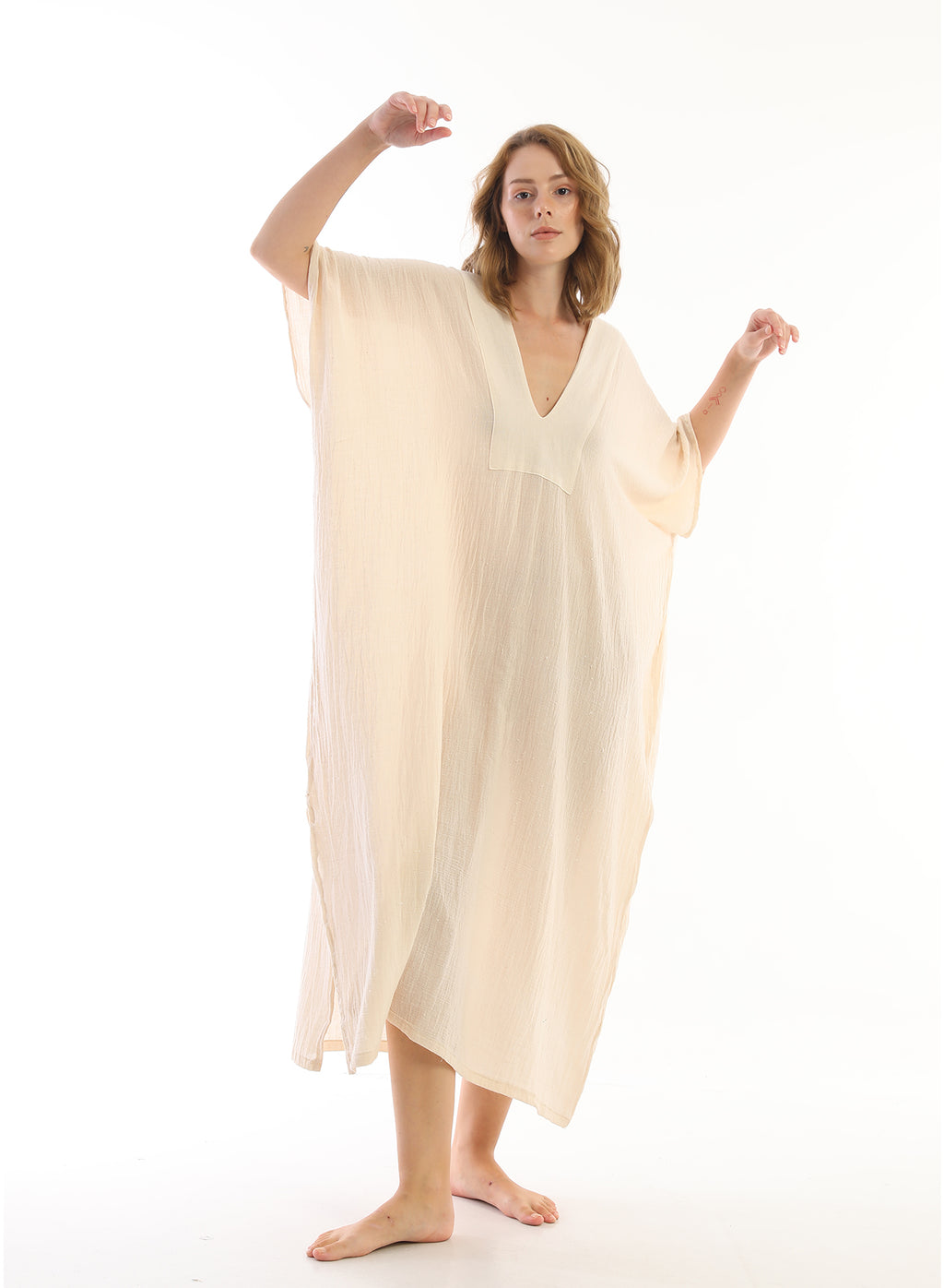 Cream Apinya Kaftan