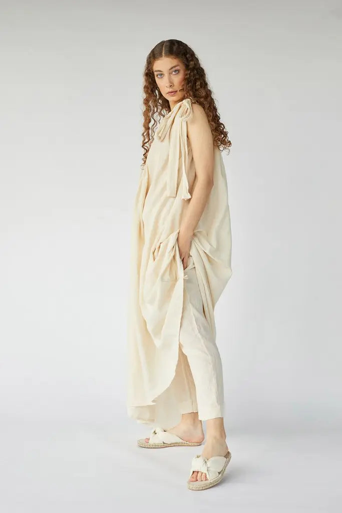 Cream Aries White Canvas 