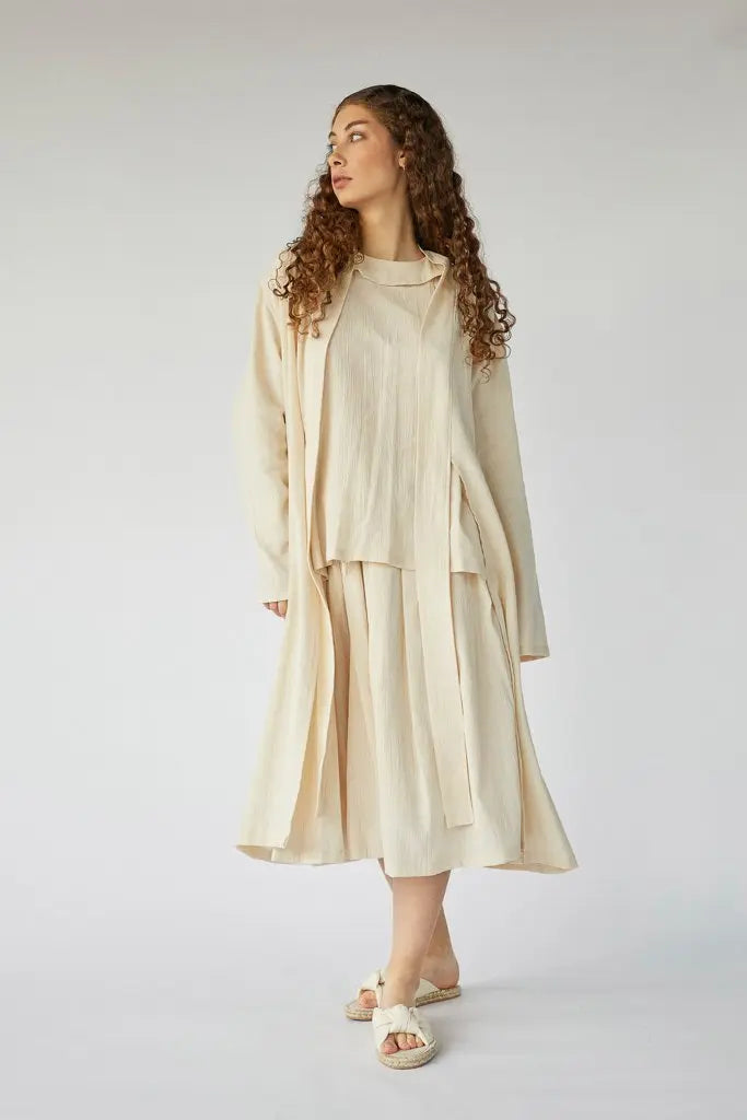 Cream Procyon White Canvas 